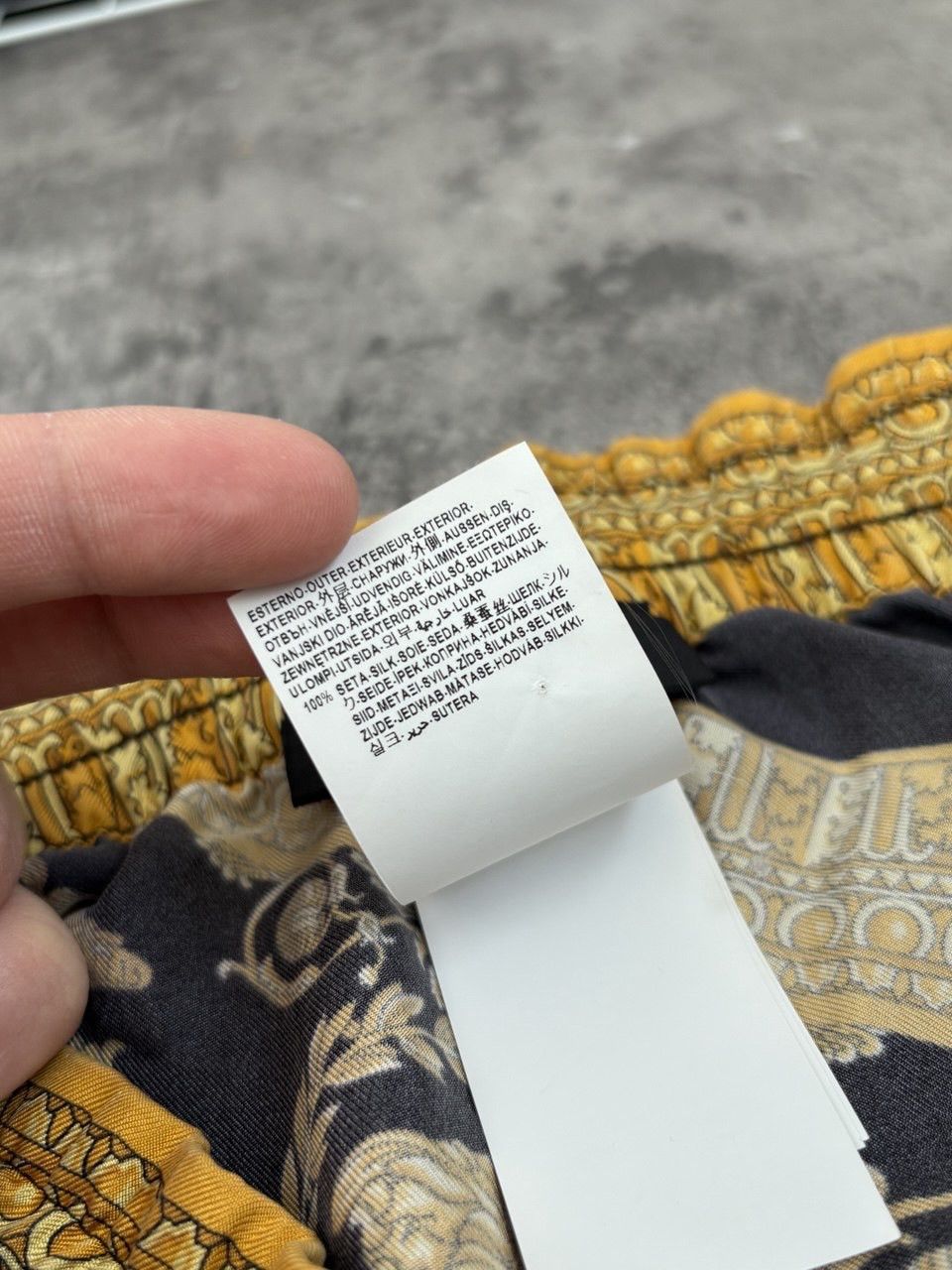Versace Versace Black Gold Baroque Mulberry Silk Pajama Pants Size US 32 / EU 48 - 14 Thumbnail