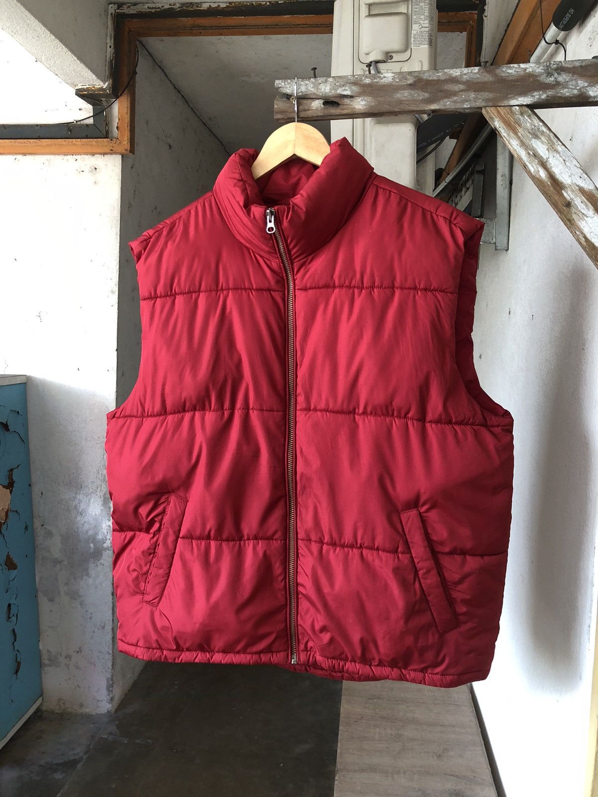 Gap Gap Minimalist Red Puffer Vest Jacket For Winter Size US XL / EU 56 / 4 - 4 Thumbnail