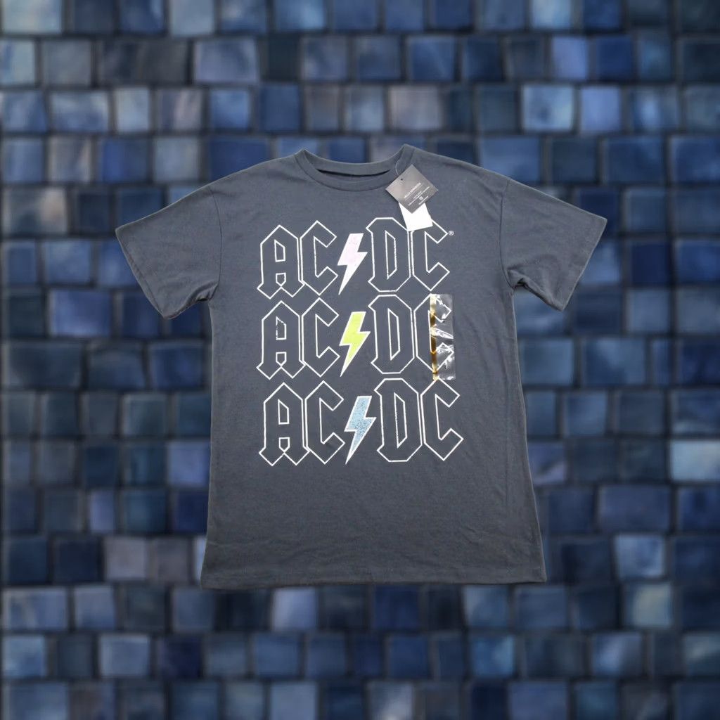 Vintage Greyson ACDC Band Music T-Shirt Women S Short Sleeve Cotton Gray/Grayson Size S / US 4 / IT 40 - 1 Thumbnail