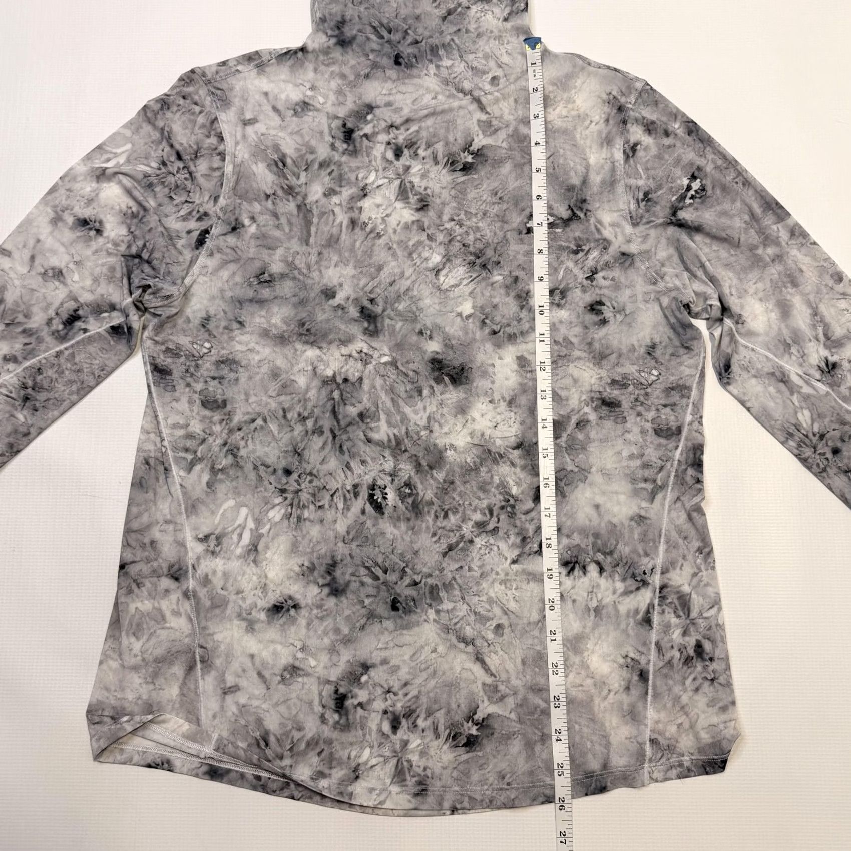 Lululemon Lululemon Shirt Womens Medium Gray Batik Turtleneck Long Sleeve Athletic Top Size M / US 6-8 / IT 42-44 - 5 Thumbnail