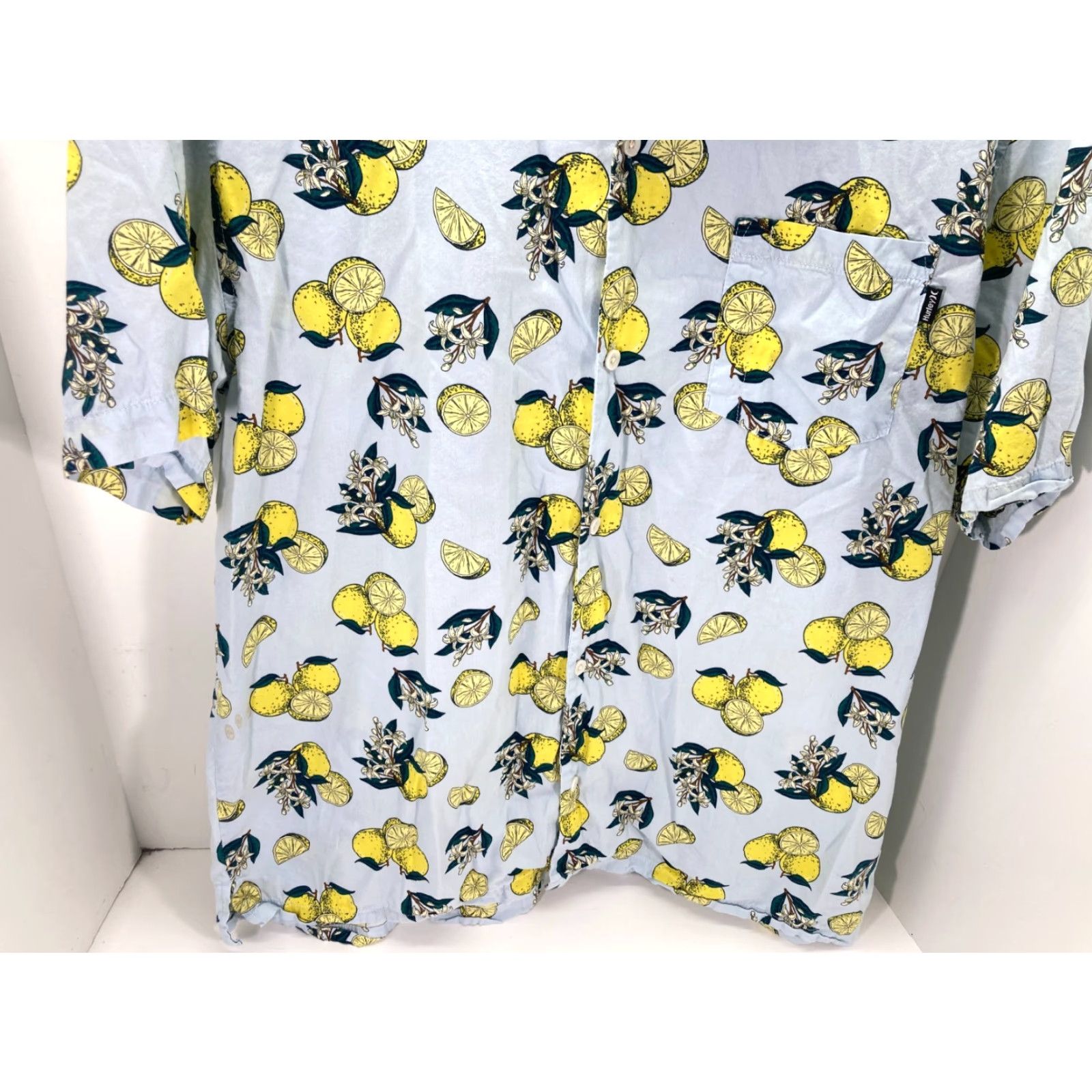 Hurley Hurley Button Up Hawaiian Shirt Mens XL Blue Lemon Sunglass Slot Pocket Slim Fit Size US XL / EU 56 / 4 - 3 Thumbnail