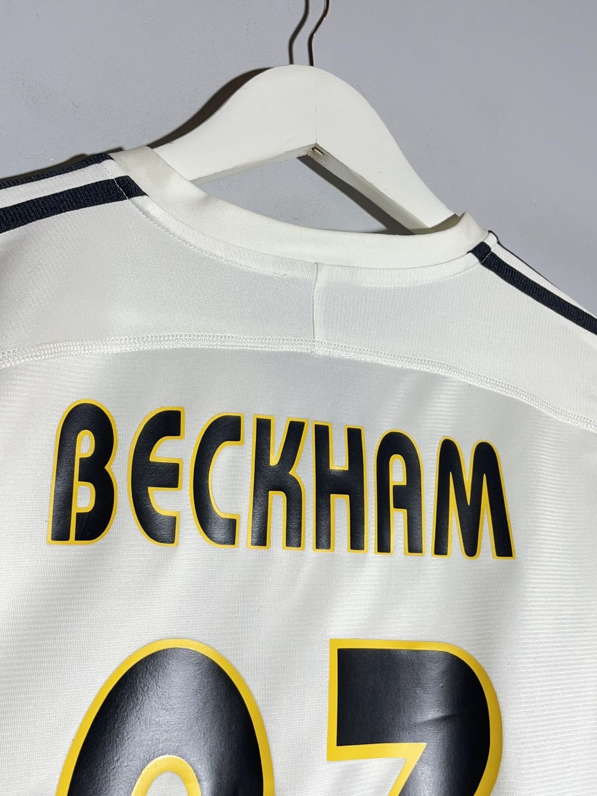 Adidas × Vintage #23 David Beckham Real Madrid Adidas 2003/04 Home Jersey Size US XL / EU 56 / 4 - 12 Thumbnail