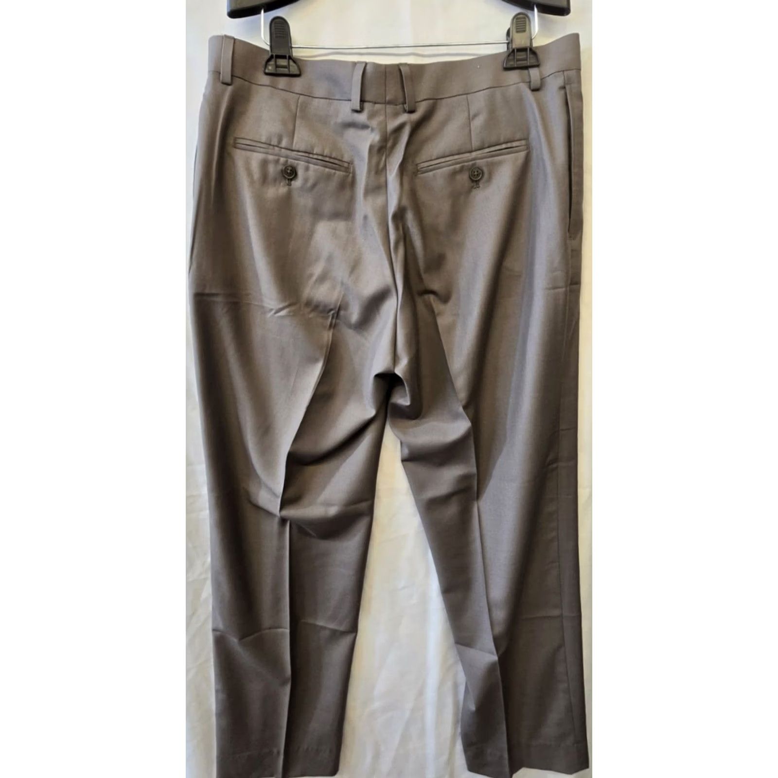 Pronto Uomo Pronto Uomo Dress Pants Mens 36x30 Gray Flat Front Classic Fit Polyester Rayon Pants Mens Regular 36 Gray Front Flat Classic Dress Pants Mens Size US 36 / EU 52 - 2 Thumbnail