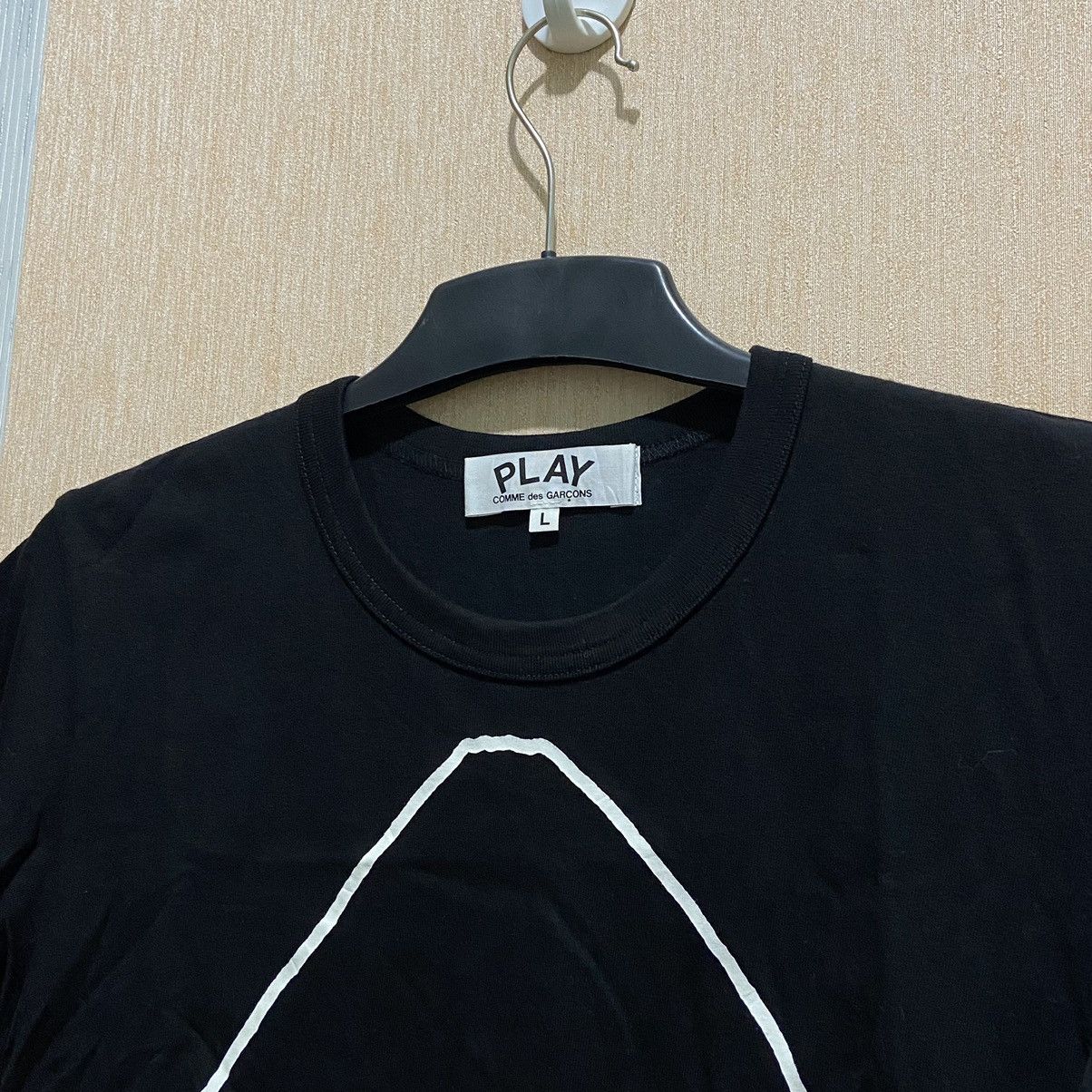 Comme des Garcons COMME des GARCONS PLAY Inverted Heart Logo T-Shirt Size L / US 10 / IT 46 - 3 Thumbnail