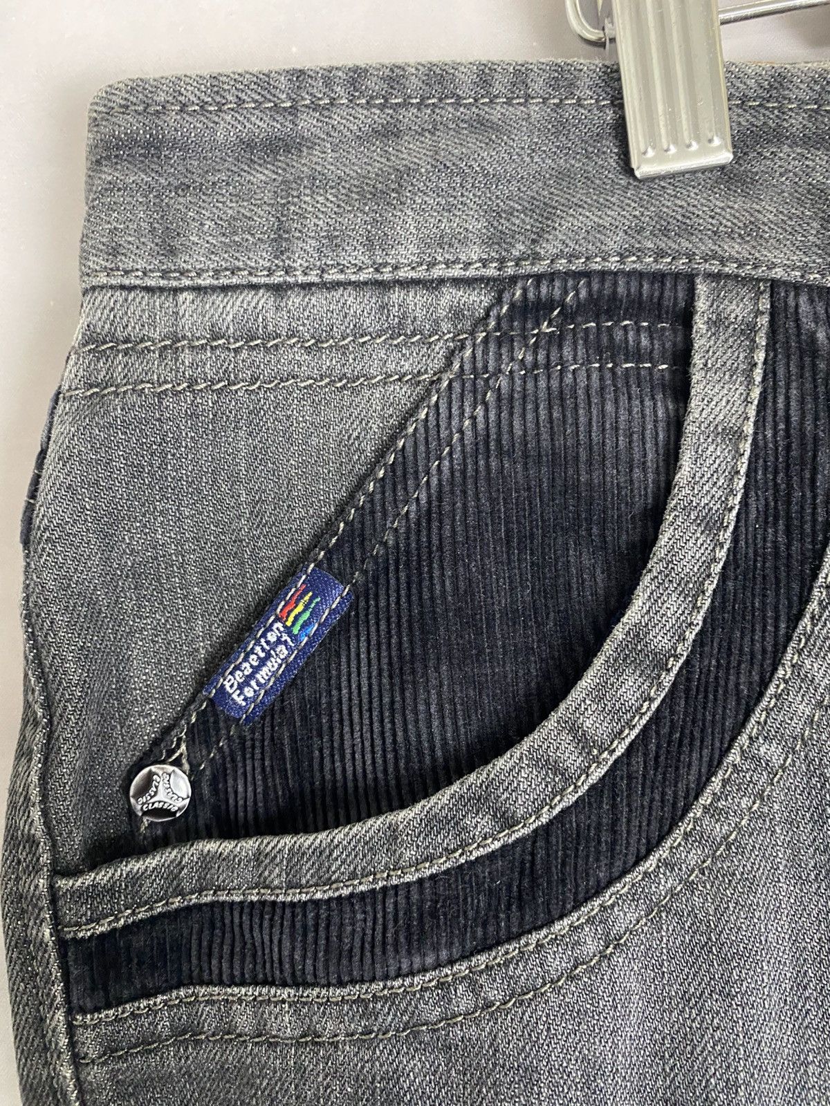 United Colors Of Benetton RARE🔥 Classic Wear x Benetton Colour Jeans Size US 36 / EU 52 - 3 Thumbnail