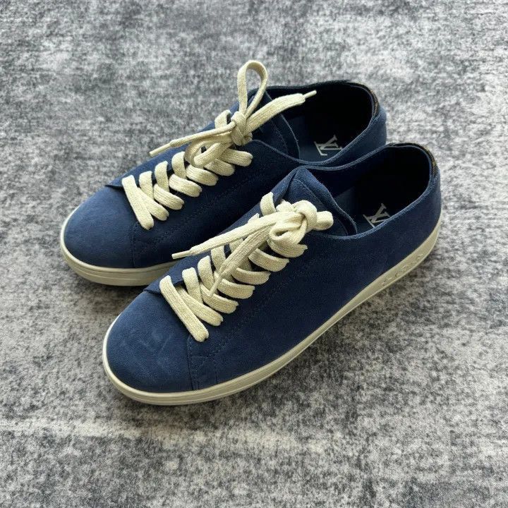 Louis Vuitton Louis Vuitton Blue White Low-Top Sneakers for Men -2508 Size US 10.5 / EU 43-44 - 1 Thumbnail