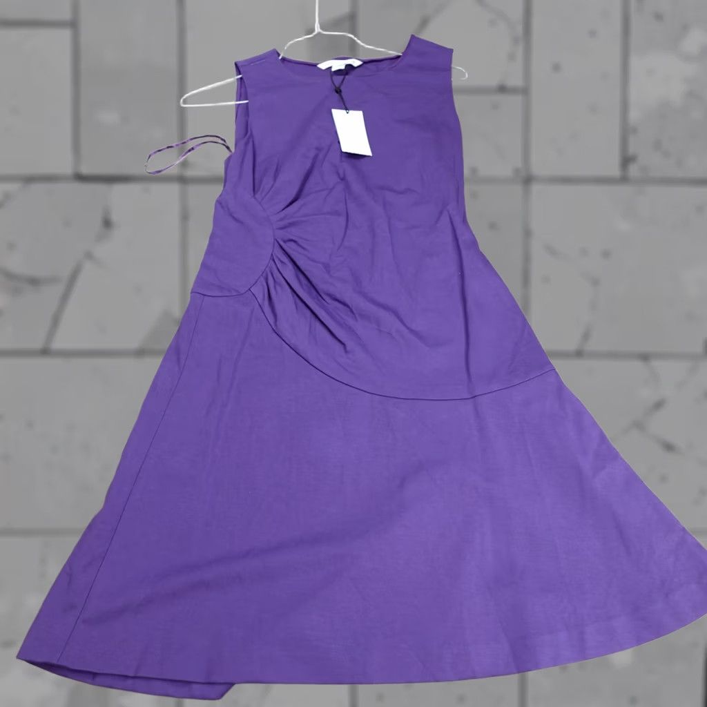 Diane von Furstenberg Diane von Furstenberg Dress 8 Purple Solid Dayna Ruched Fit & Flare Knee Length Womens Size M / US 6-8 / IT 42-44 - 1 Thumbnail