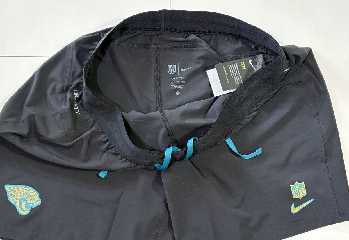 Nike Nike Flex Rep Dri-Fit NFL Jacksonville Jaguars Shorts XXL Size US 44 / EU 60 - 12 Thumbnail