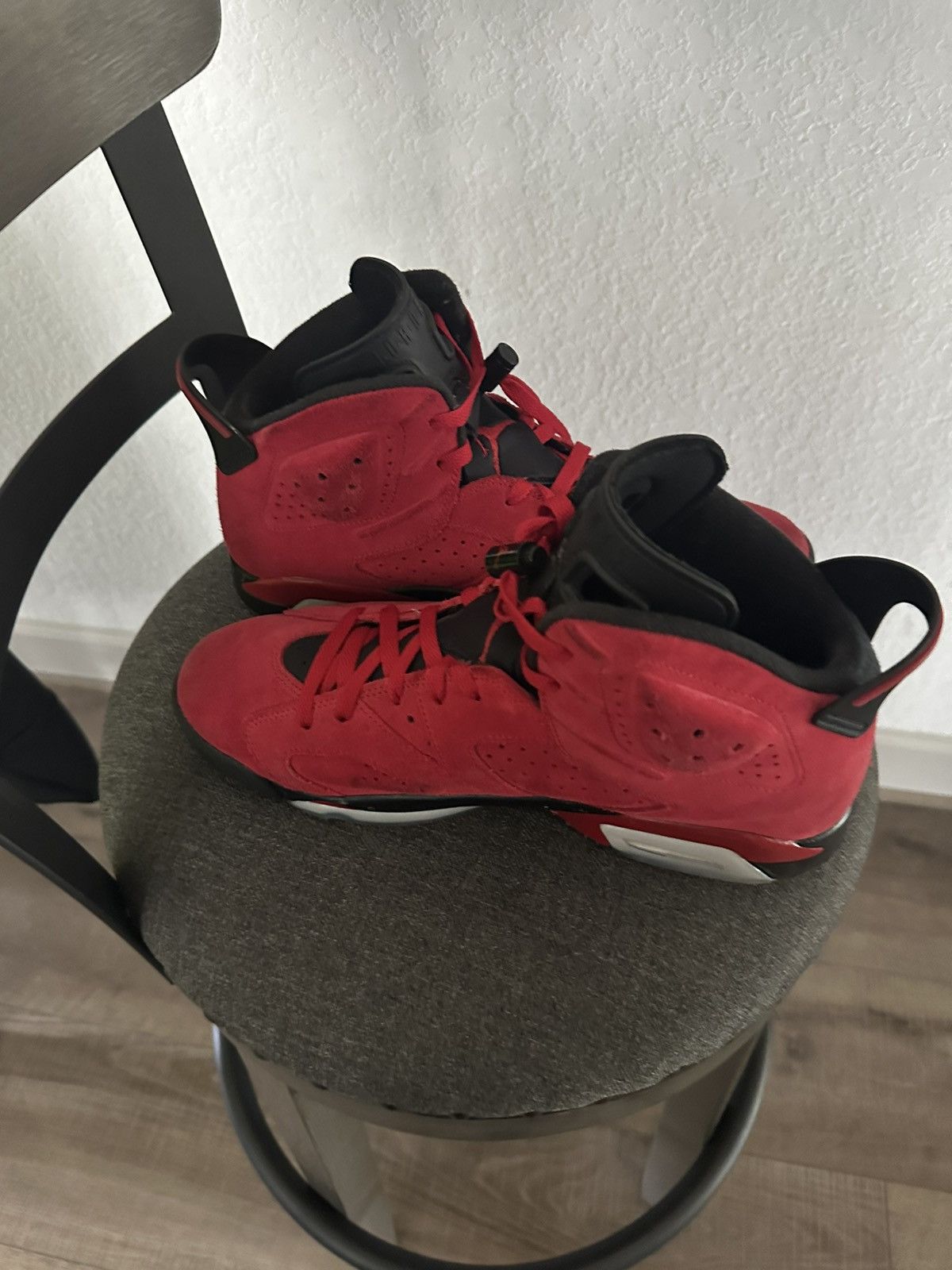 Nike Jordan 6 Size US 11 / EU 44 - 2 Thumbnail