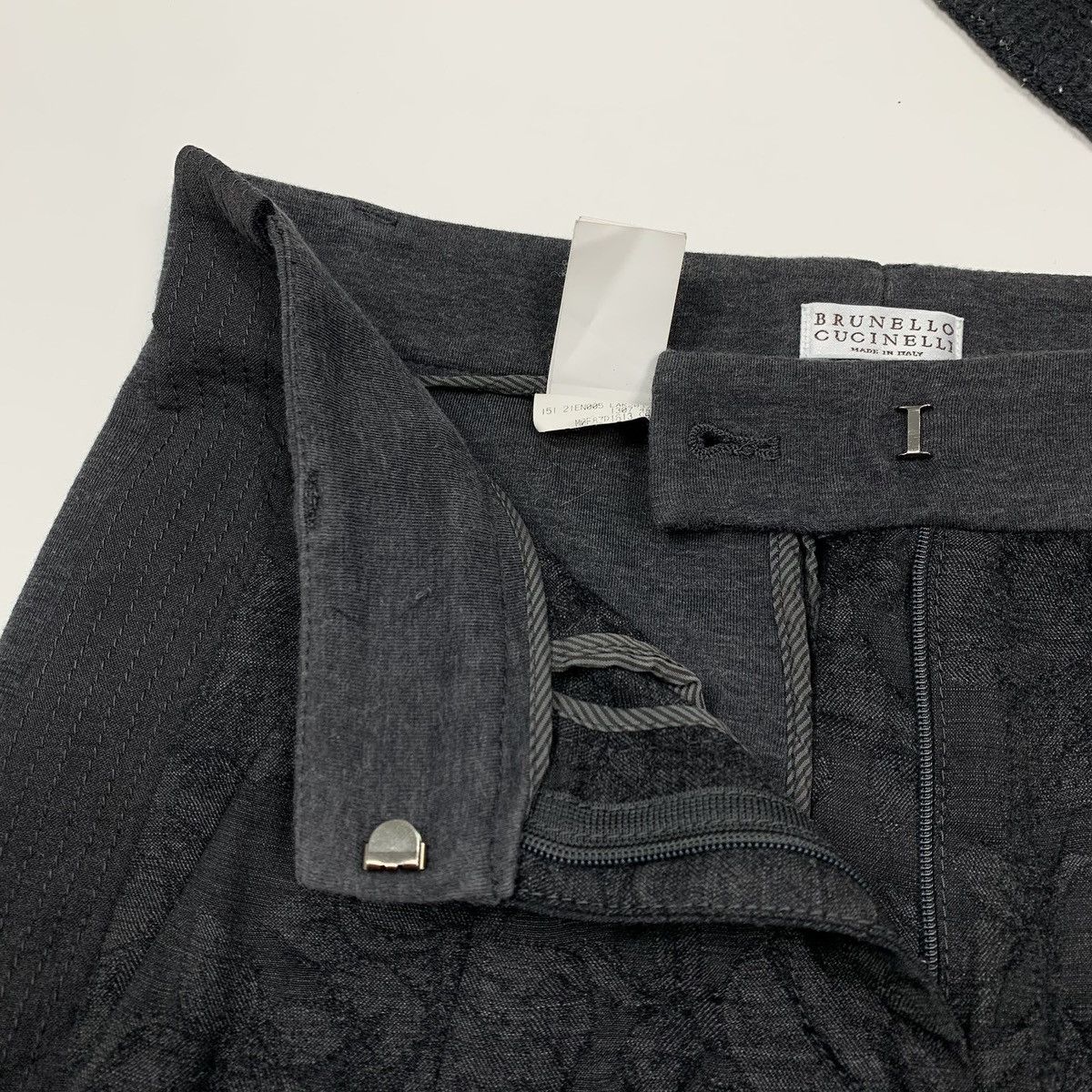 Brunello Cucinelli Brunello Cucinelli Women’s Pants Lana Wool Flower Embroidery Size 26" / US 2 / IT 38 - 13 Thumbnail