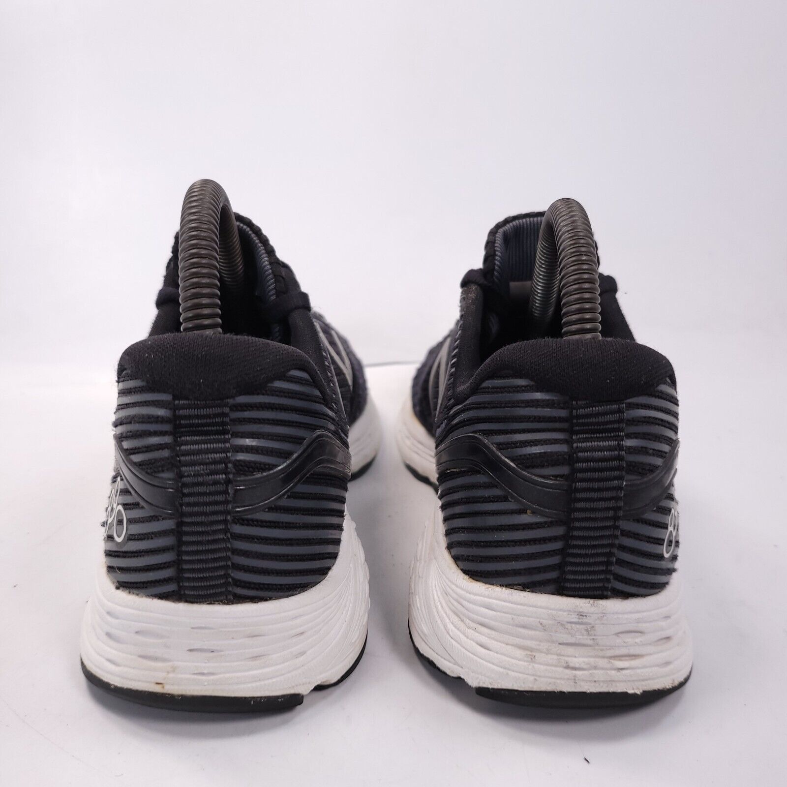 New Balance New Balance 890 Athletic Shoe Womens Size 7.5 Black White Size US 7.5 / IT 37.5 - 3 Thumbnail