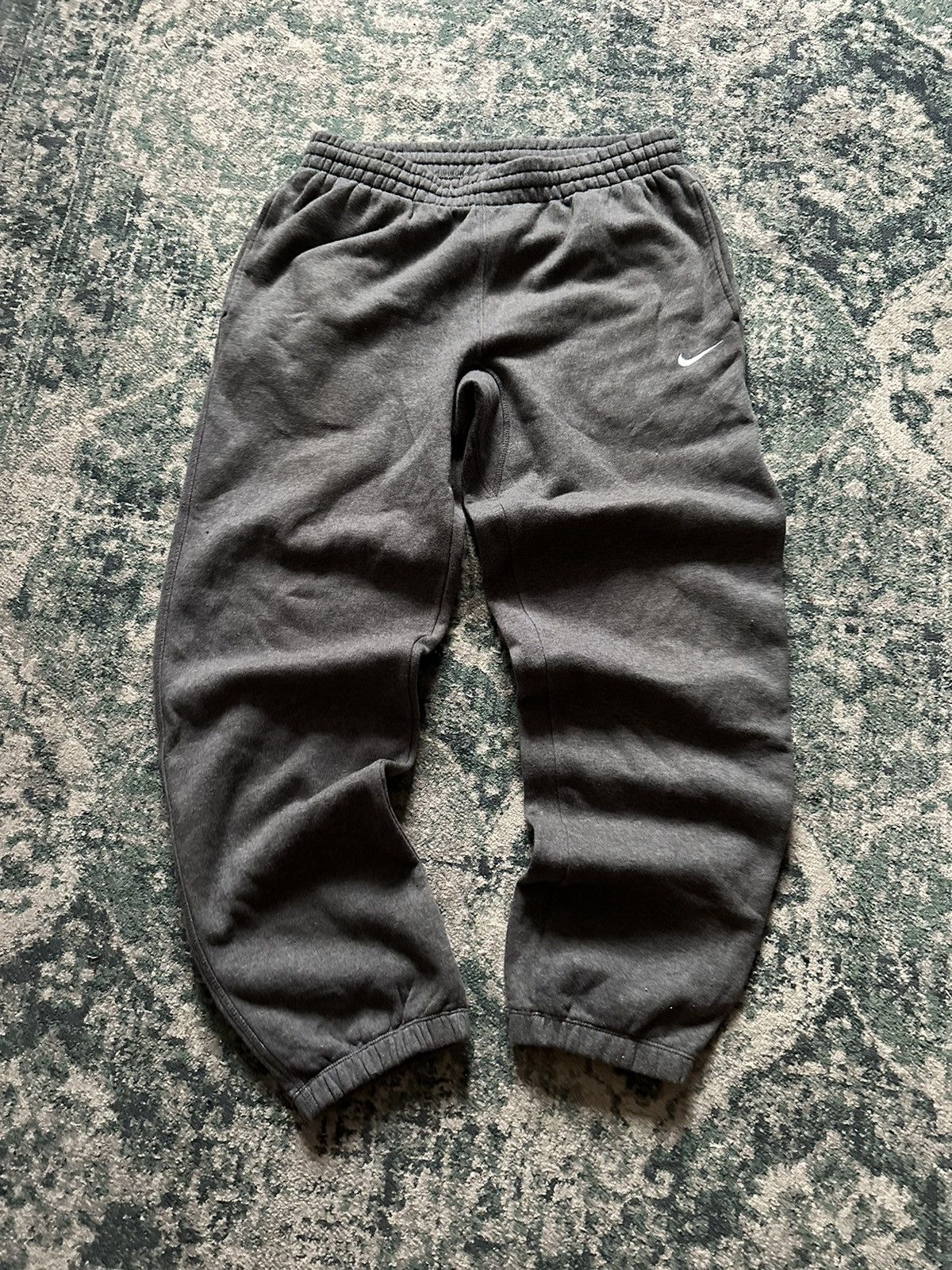 Nike VINTAGE NIKE SWOOSH FLARED COTTON Y2K SWEATPANTS JOGGERS M Size US 32 / EU 48 - 1 Thumbnail