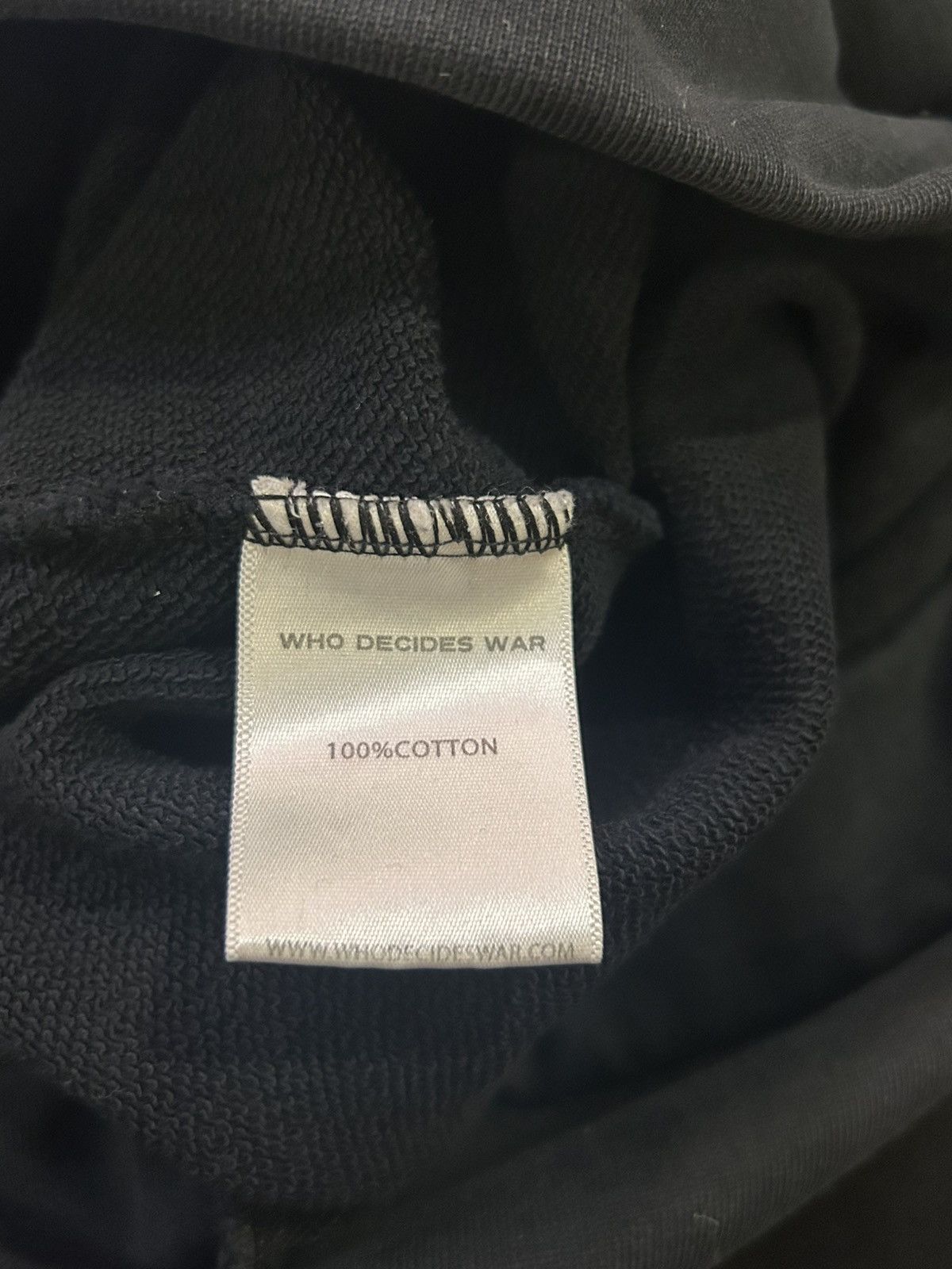 Who Decides War Who Decides War Black Pullover Hoodie Size US L / EU 52-54 / 3 - 4 Thumbnail