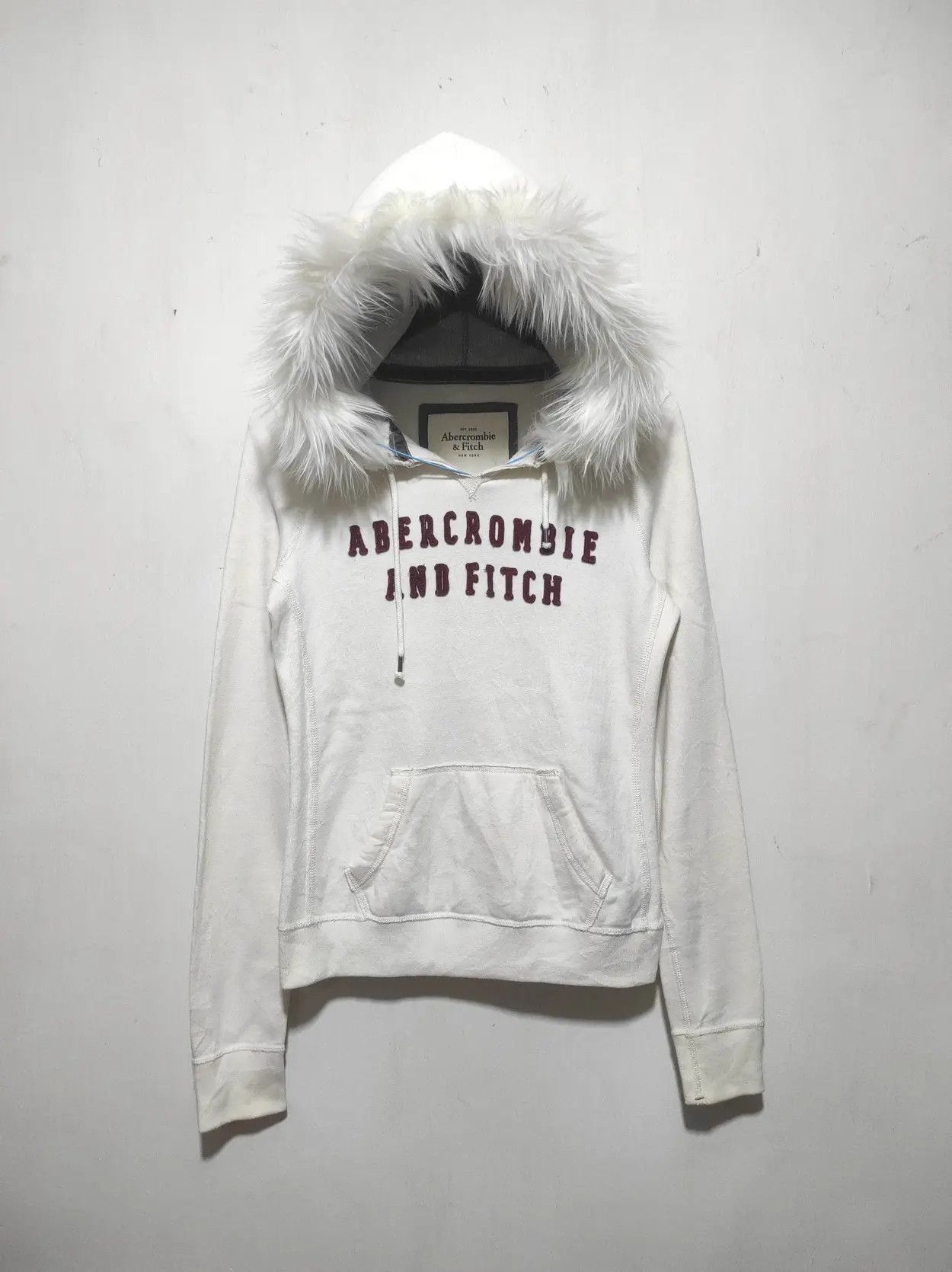 Abercrombie & Fitch Abercrombie & Fitch White fur hoodie ifsix LGB style Size M / US 6-8 / IT 42-44 - 2 Thumbnail