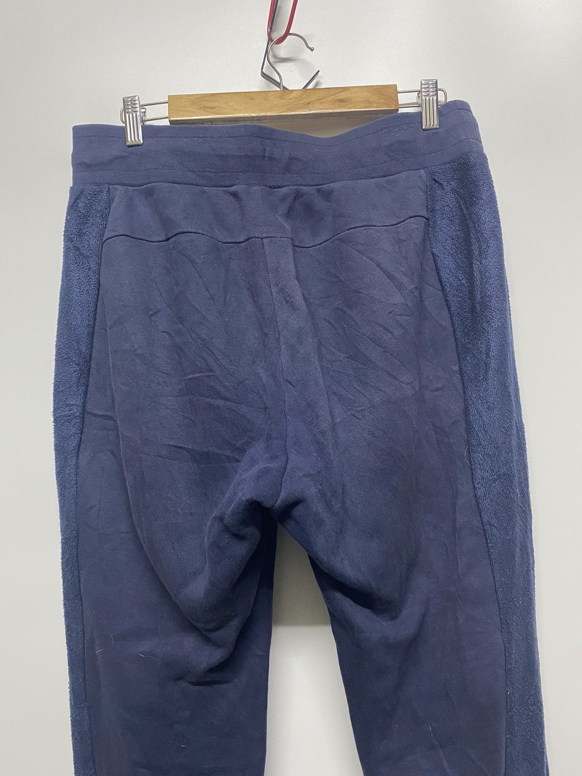 Nike Nike Jogger Pants Sportswear Embossed Logo Training Size US 30 / EU 46 - 10 Thumbnail