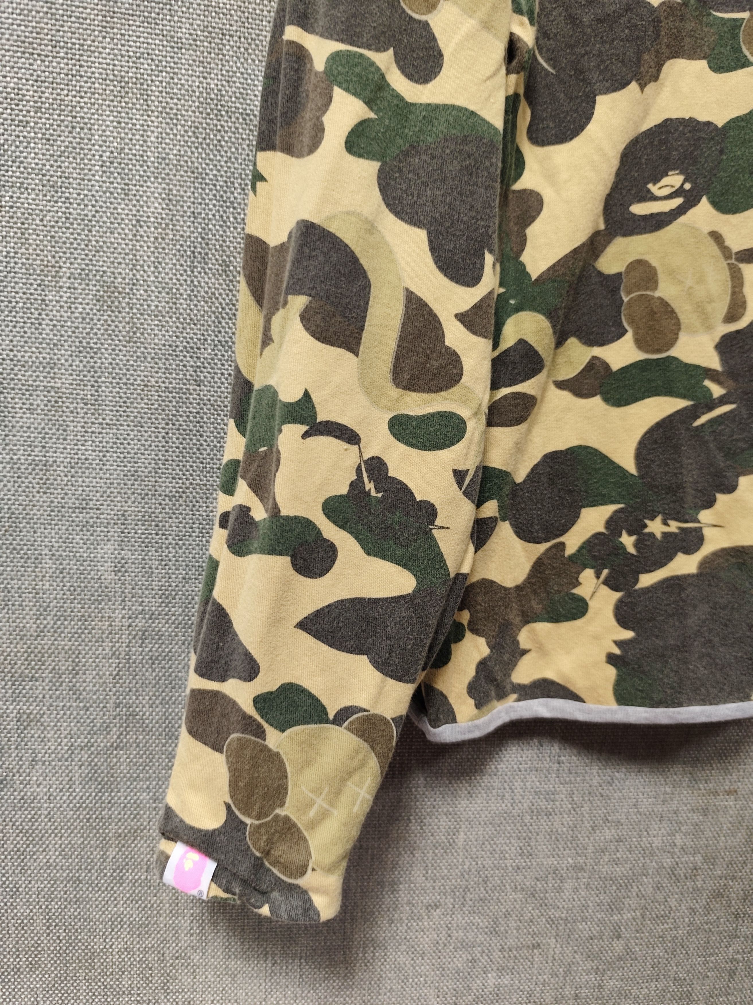 Bape × Kaws Bape x Kaws Reversible L/S Tee Size S / US 4 / IT 40 - 5 Thumbnail