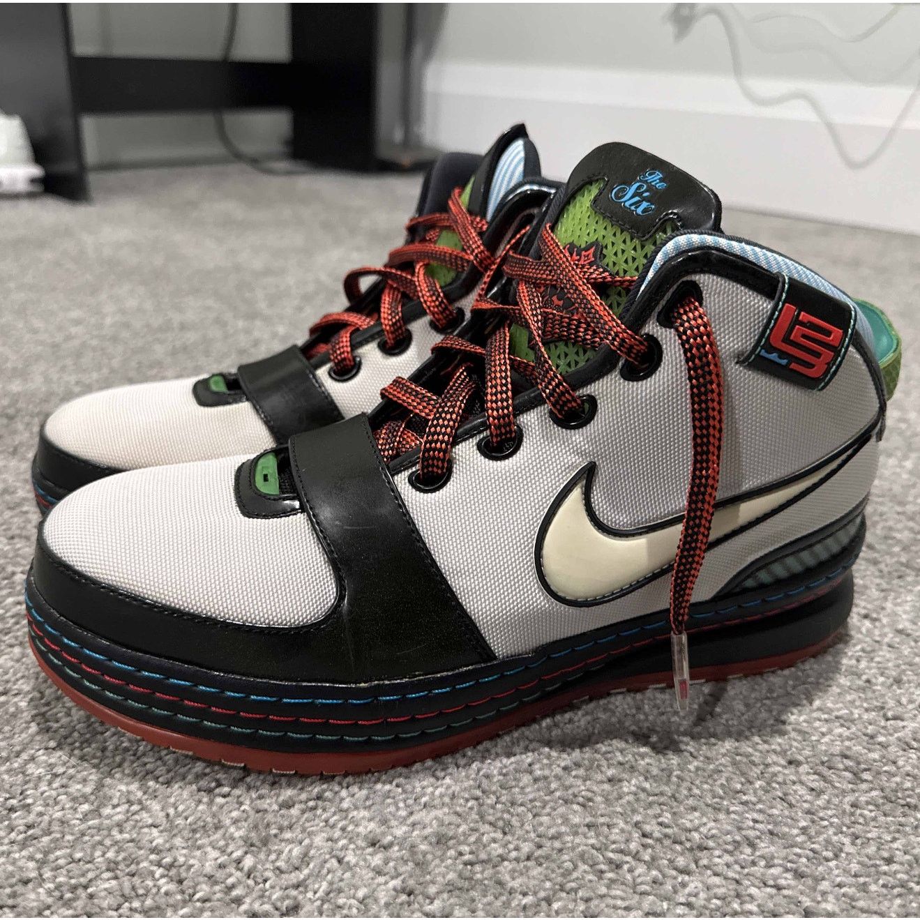 Zoom Lebron 6 Miami colorway size 11 style 346526-181