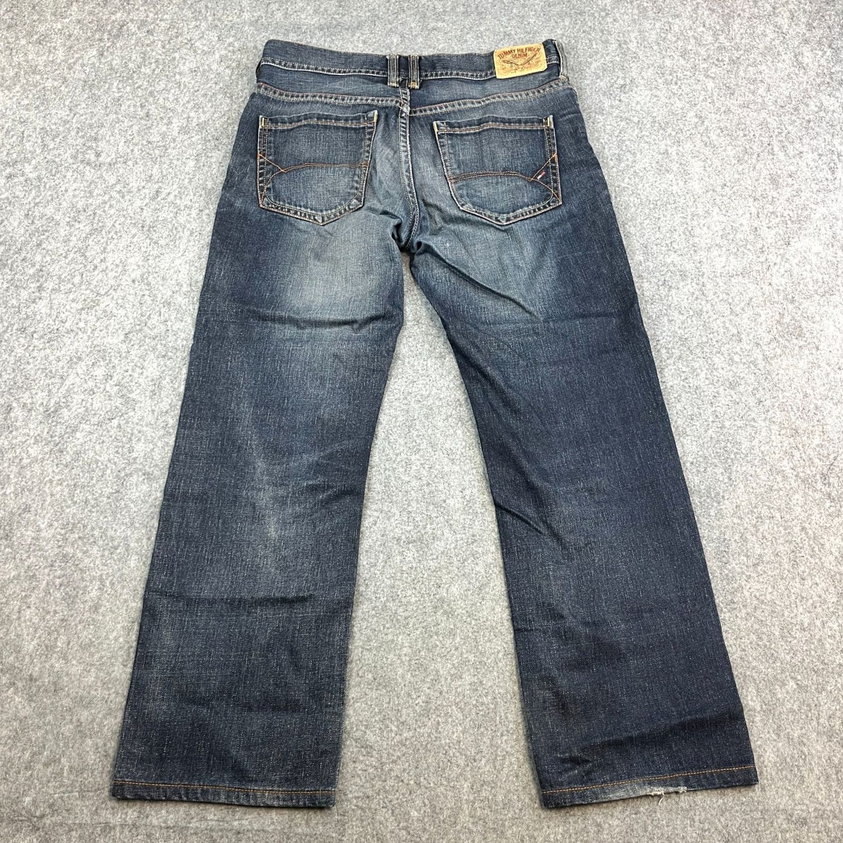 Tommy Hilfiger Tommy Hilfiger Jeans Relaxed Straight 34 29 Dark Wash Blue Whiskering Vintage Mens 5-Pocket Denim Cotton Baggy Style Straight Jeans Men Size US 34 / EU 50 - 2 Thumbnail