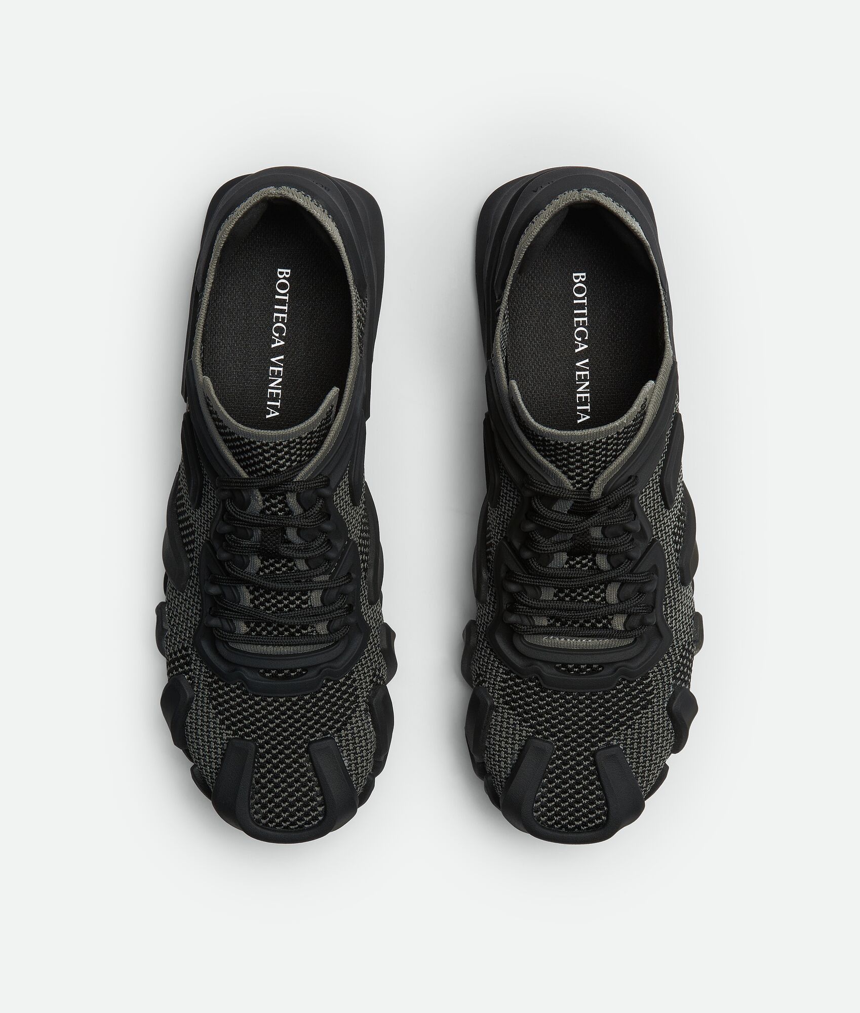 Bottega Veneta o1bcso1str0925 Flex Sneakers in Light Graphite/Black Size US 9 / EU 42 - 4 Thumbnail
