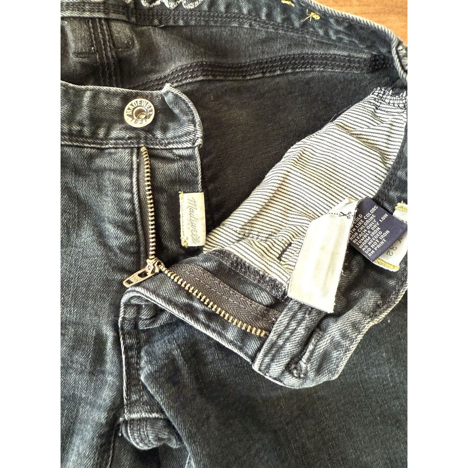 Madewell VINTAGE Madewell Rail Straight Jeans Women’s 25 Slim Black Denim 28x26 5-Pocket Logo Punk Rock 28 in Waist Women Size 42" / US 20 - 6 Thumbnail