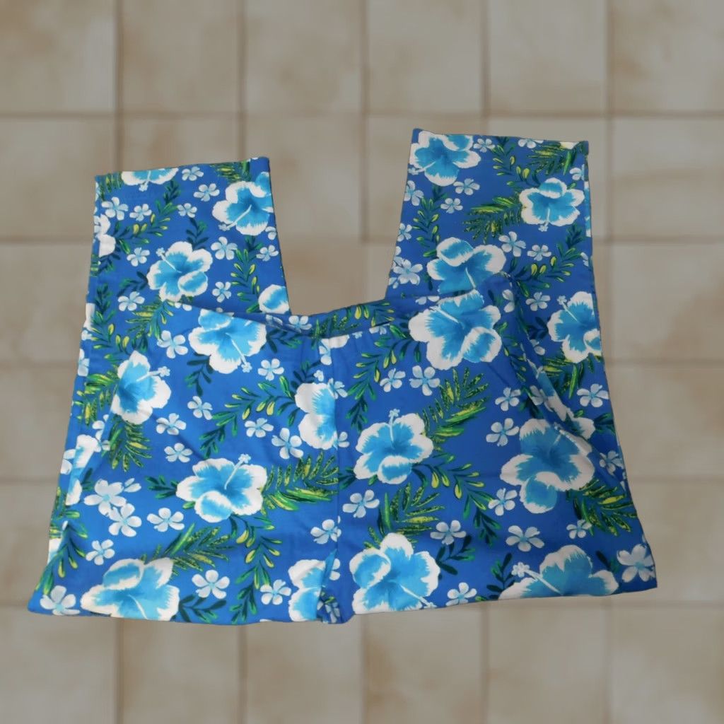 Vintage BW Sports Womens Pants 4 Blue Floral Straight Chino Knit Cotton Blend Zip Crochet 28in Inseam 21in Regular Womens Boys Girls Mens Size 27" / US 4 / IT 40 - 1 Thumbnail