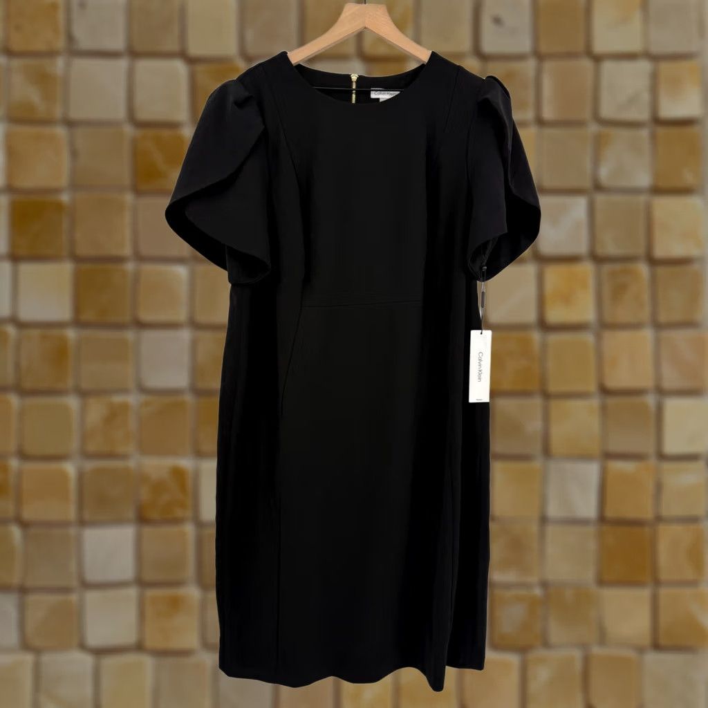 midi black lace dresses Sophee Maxi Dress - US 6 Fitted style This style Norma Kamali Long Sleeve {productVariant.id}}-canada-out-of-stock Color:Set 4