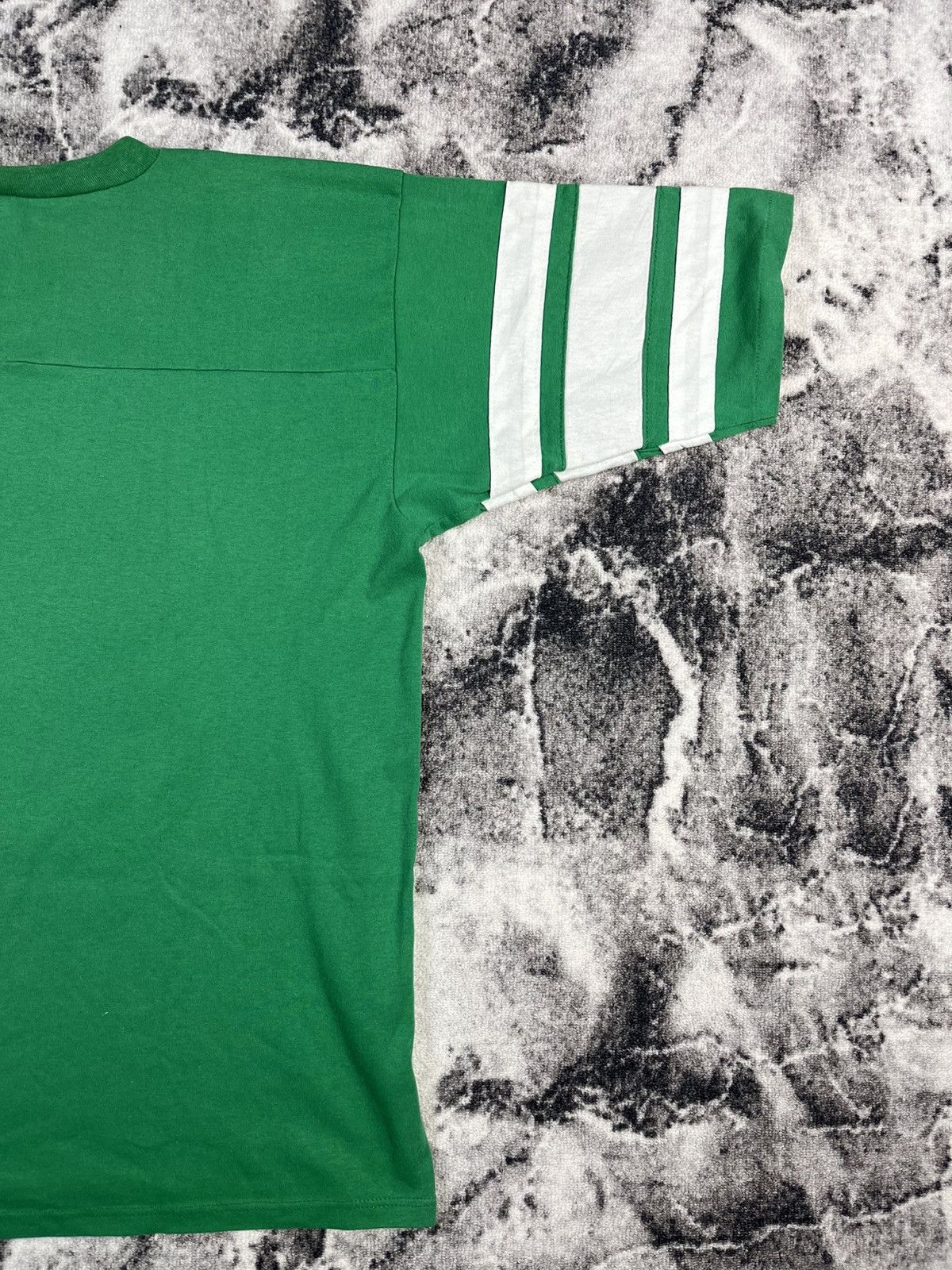 NFL Philadelphia Eagles Vintage NFL Football Tee Green USA Size US L / EU 52-54 / 3 - 9 Thumbnail
