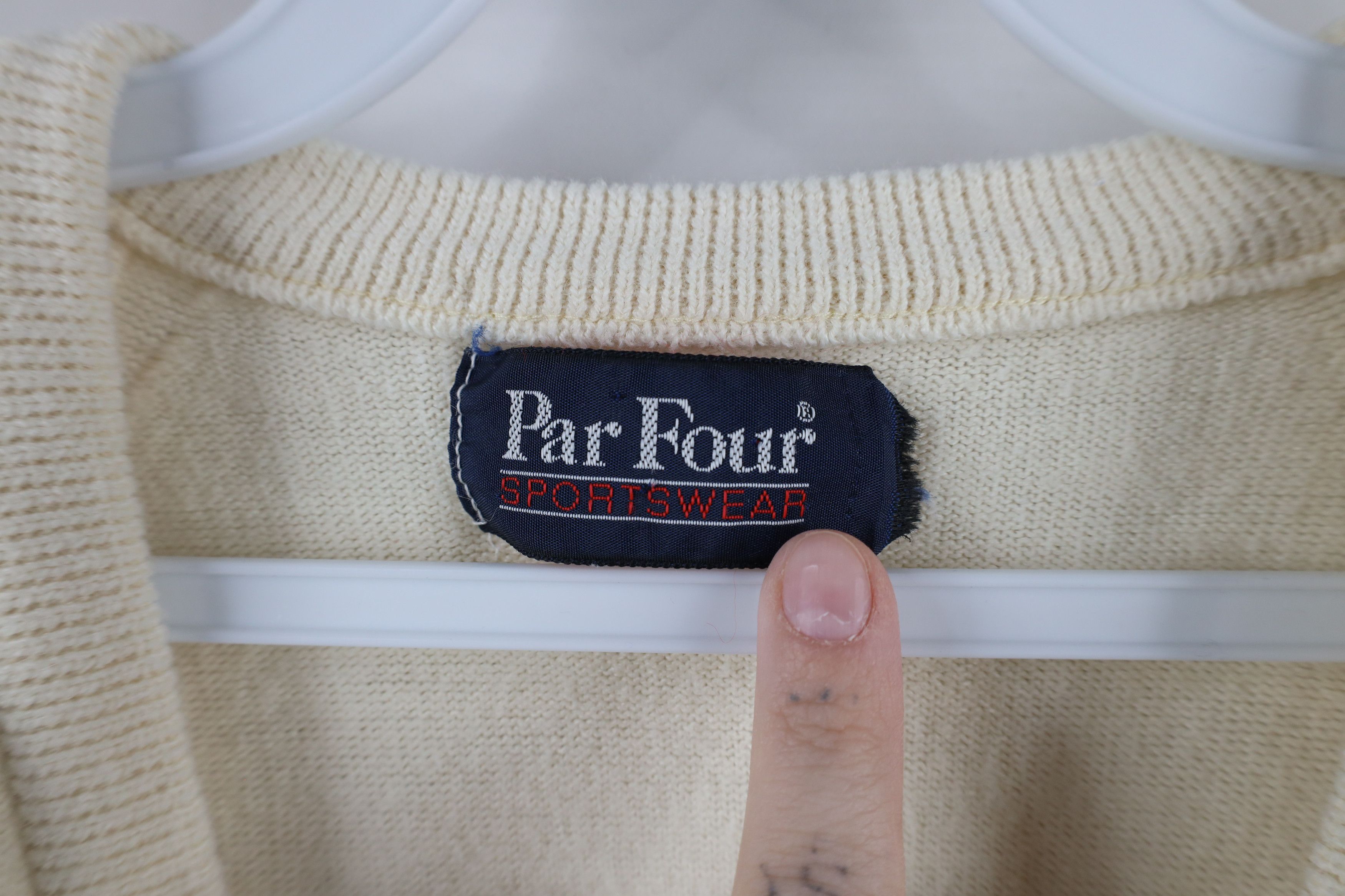 Vintage Vintage 70s Streetwear Knit V-Neck Sweater Cream USA Acrylic Size US L / EU 52-54 / 3 - 4 Thumbnail