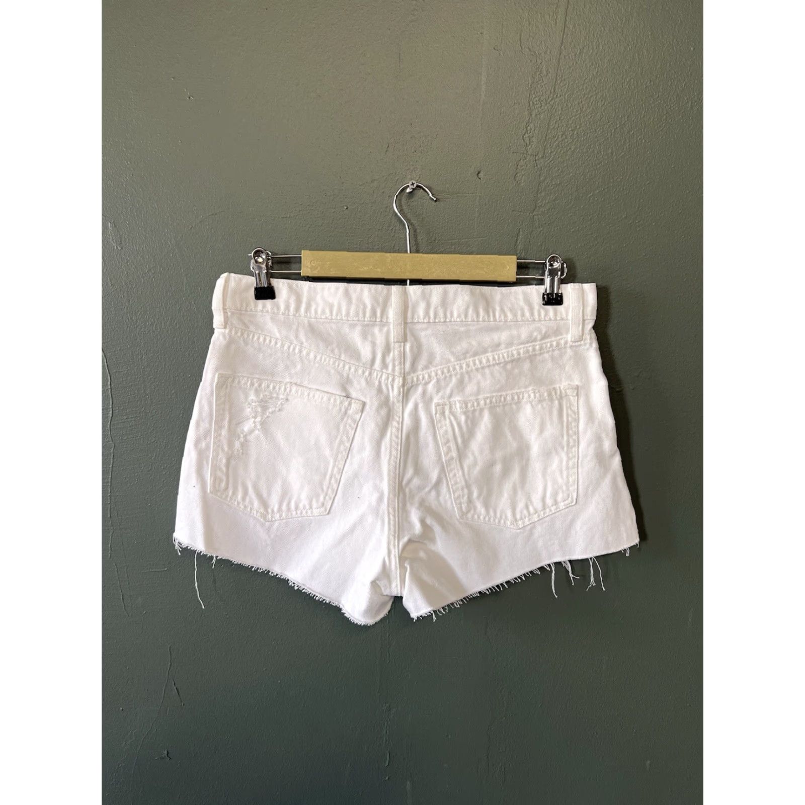 Gap GAP Womens Denim Shorts Size 8P Stride Cutoff Raw Hem White Summer NWT Denim Shorts 5-Pocket Womens Casual Summer NWT Size 30" / US 8 / IT 44 - 2 Thumbnail
