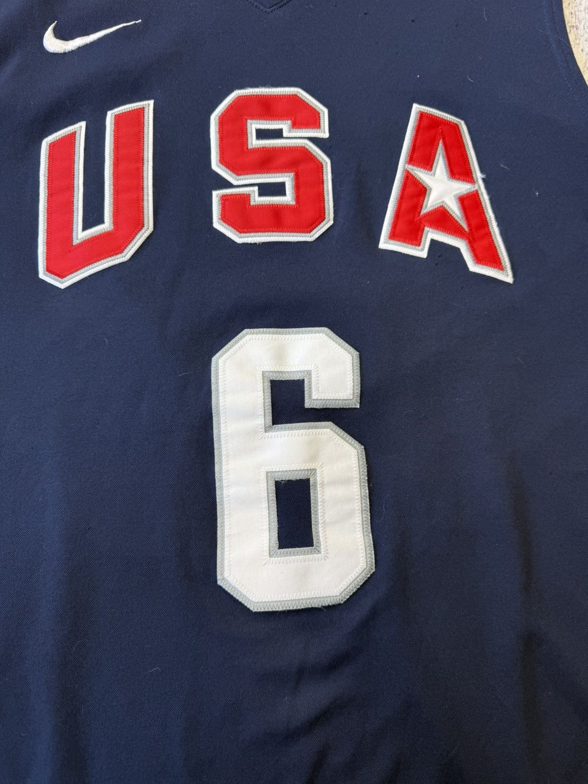 NBA Vintage Y2K Lebron James Team USA NBA Olympics Jersey L Size US L / EU 52-54 / 3 - 7 Thumbnail