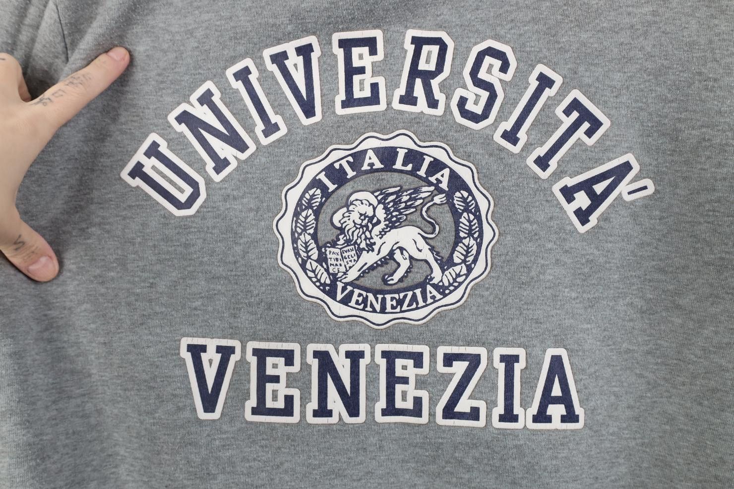 Vintage Vintage 90s Y2K University of Venezia Italy Sweatshirt Size US L / EU 52-54 / 3 - 6 Thumbnail