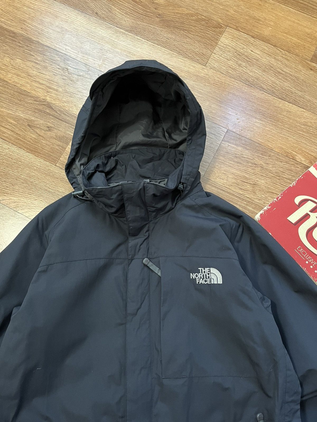 The North Face Vintage The North Face HyVent Nylon Jacket Windbreaker Size US M / EU 48-50 / 2 - 4 Thumbnail