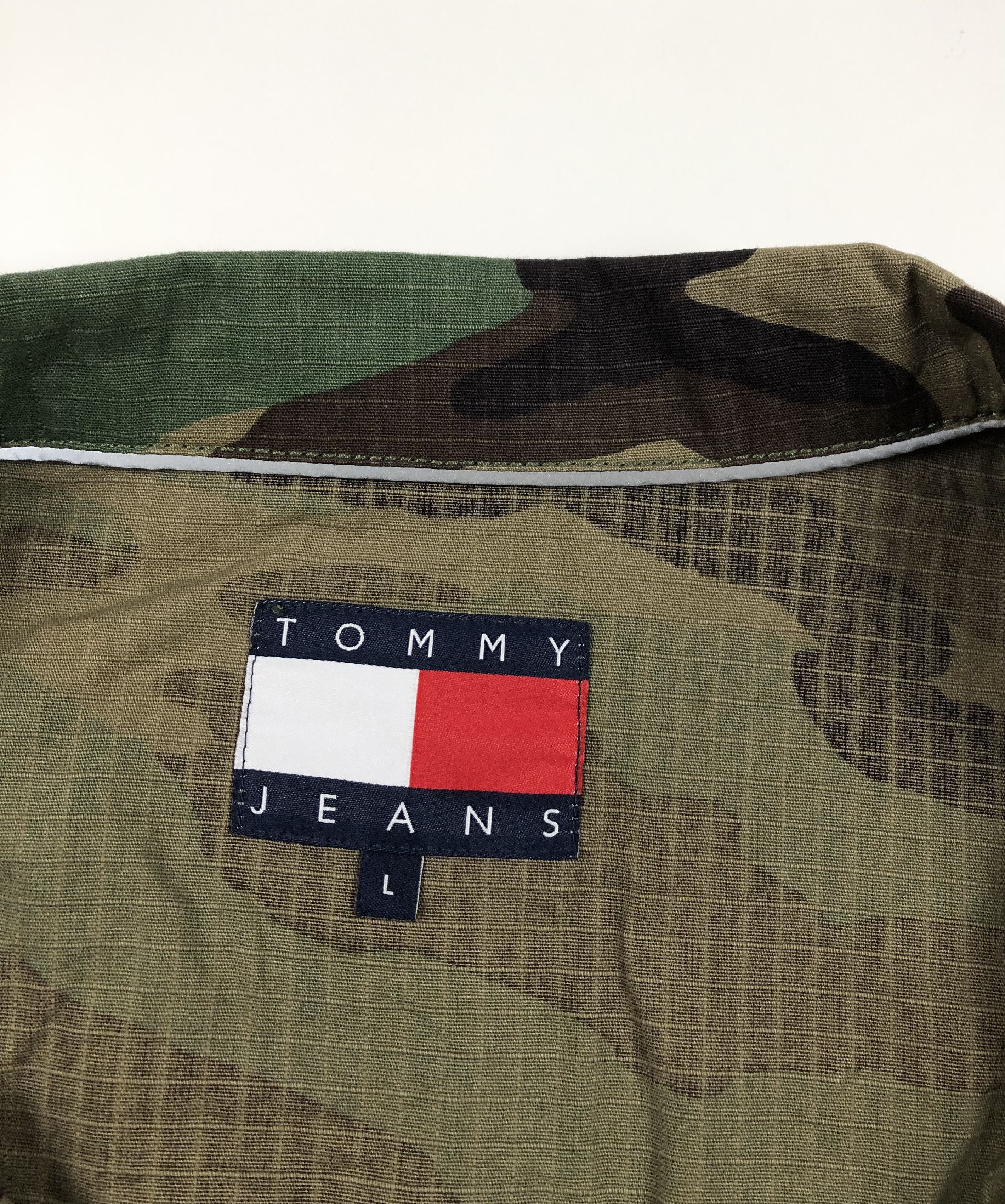 Tommy Jeans Tommy Jeans 90s Woodland Camouflage Jacket Size L / US 10 / IT 46 - 7 Thumbnail