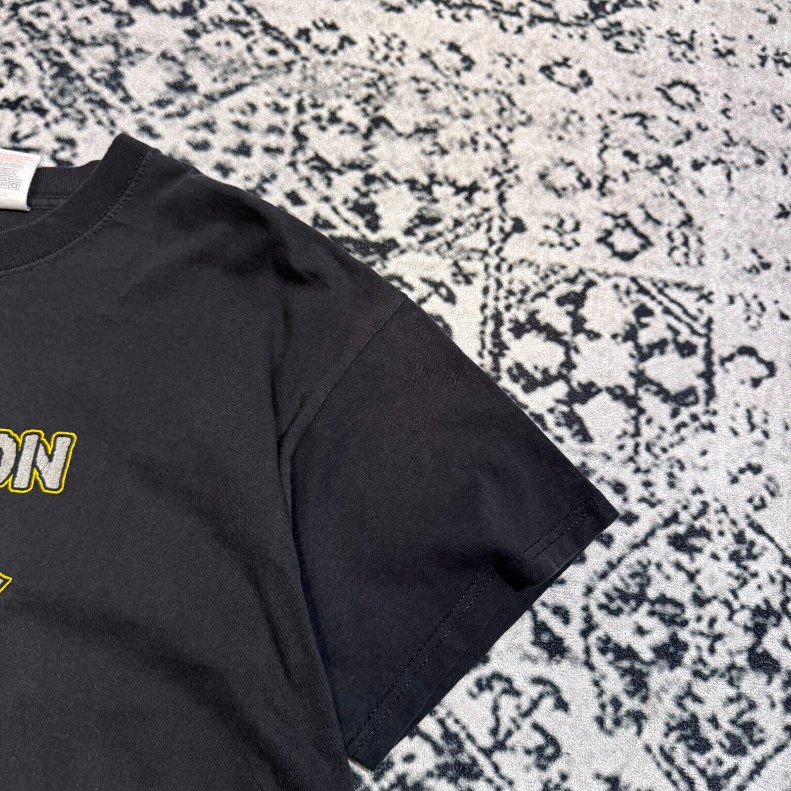 Vintage Vintage Black Cotton T-Shirt Size L Shandon Y2K 69 Team Size US L / EU 52-54 / 3 - 5 Thumbnail