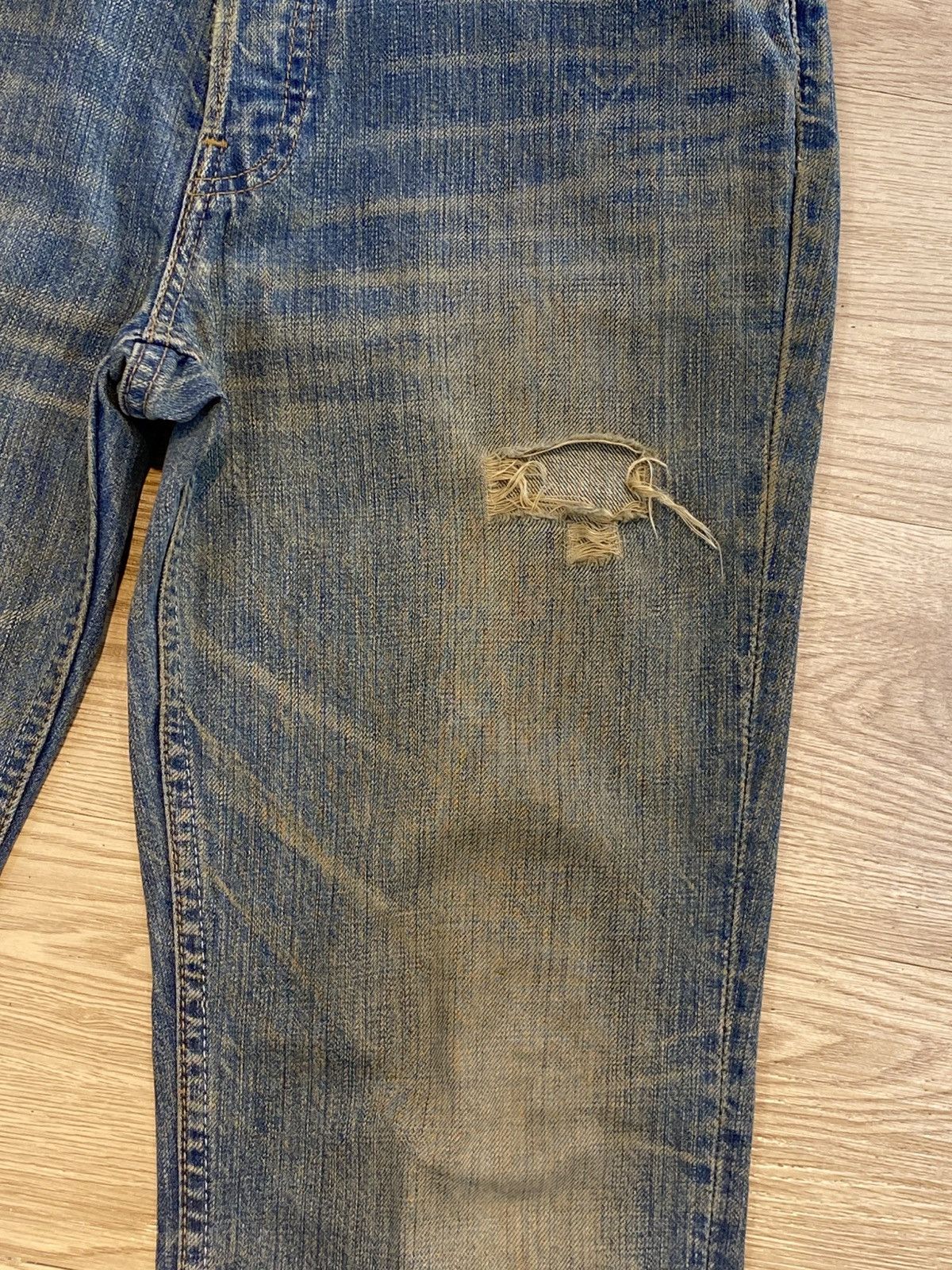 Levi's Levi’s Vintage Distress Rusty Mud Wash Loose Style Jeans Size US 30 / EU 46 - 8 Thumbnail