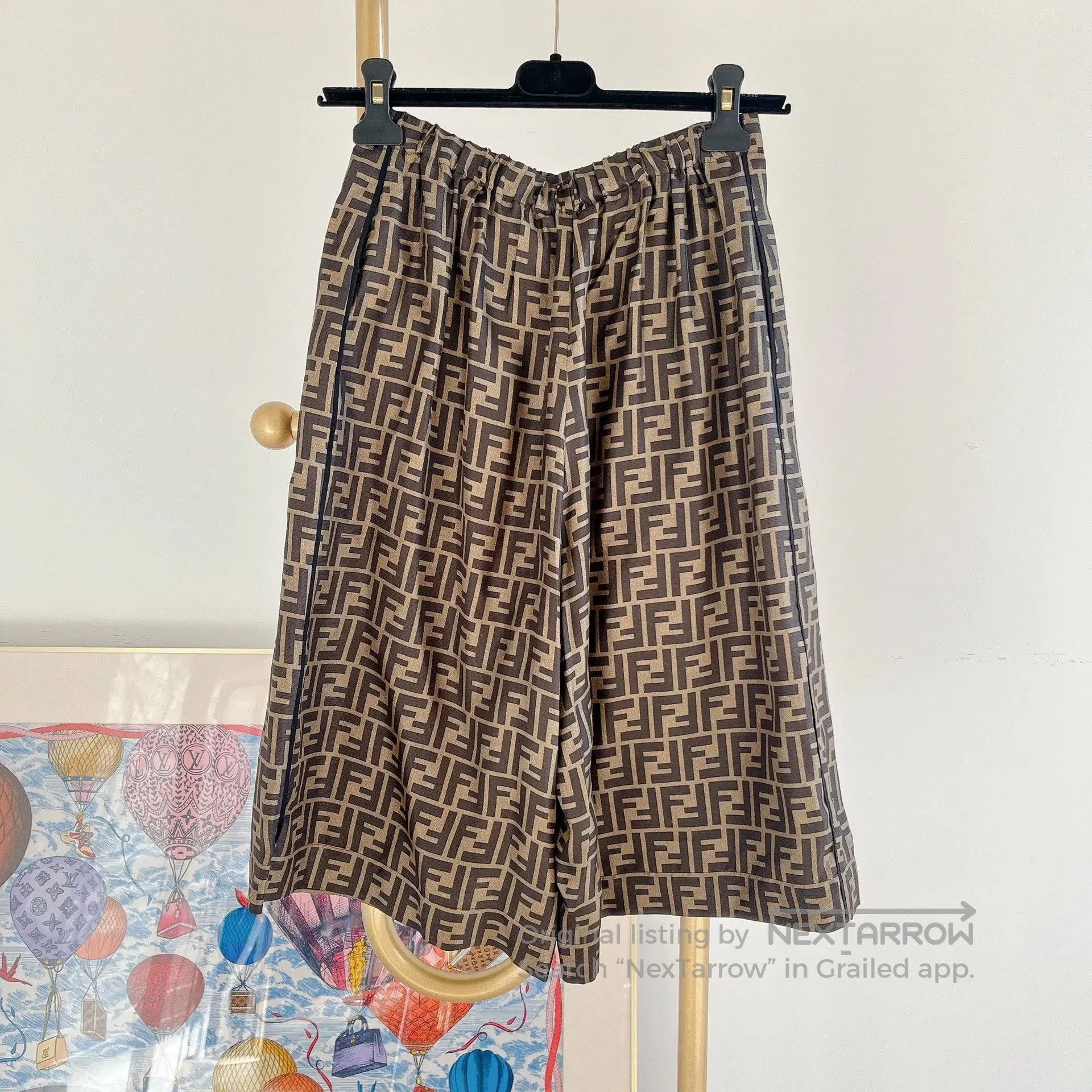 Fendi Fendi Monogram Silk Shorts. Size 37" - 2 Thumbnail
