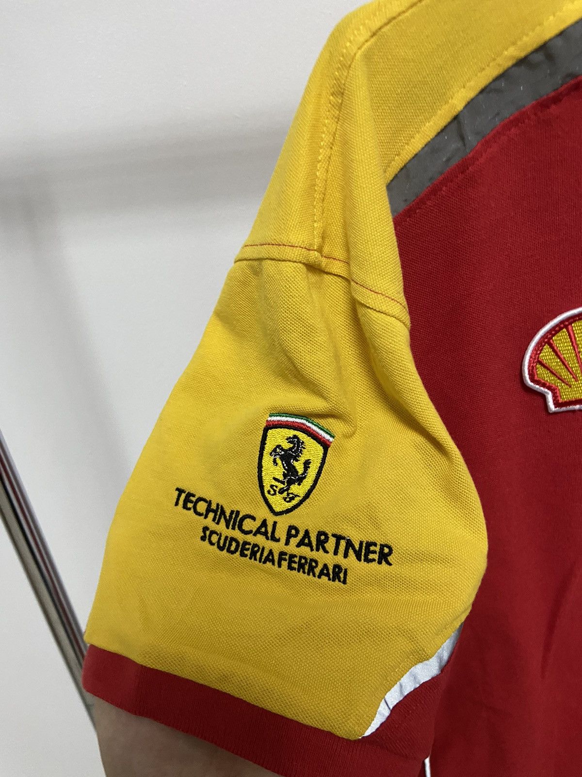 Ferrari × Vintage Ferrari Racing Vintage Big Logo t shirt reflective shell Size US XL / EU 56 / 4 - 7 Thumbnail