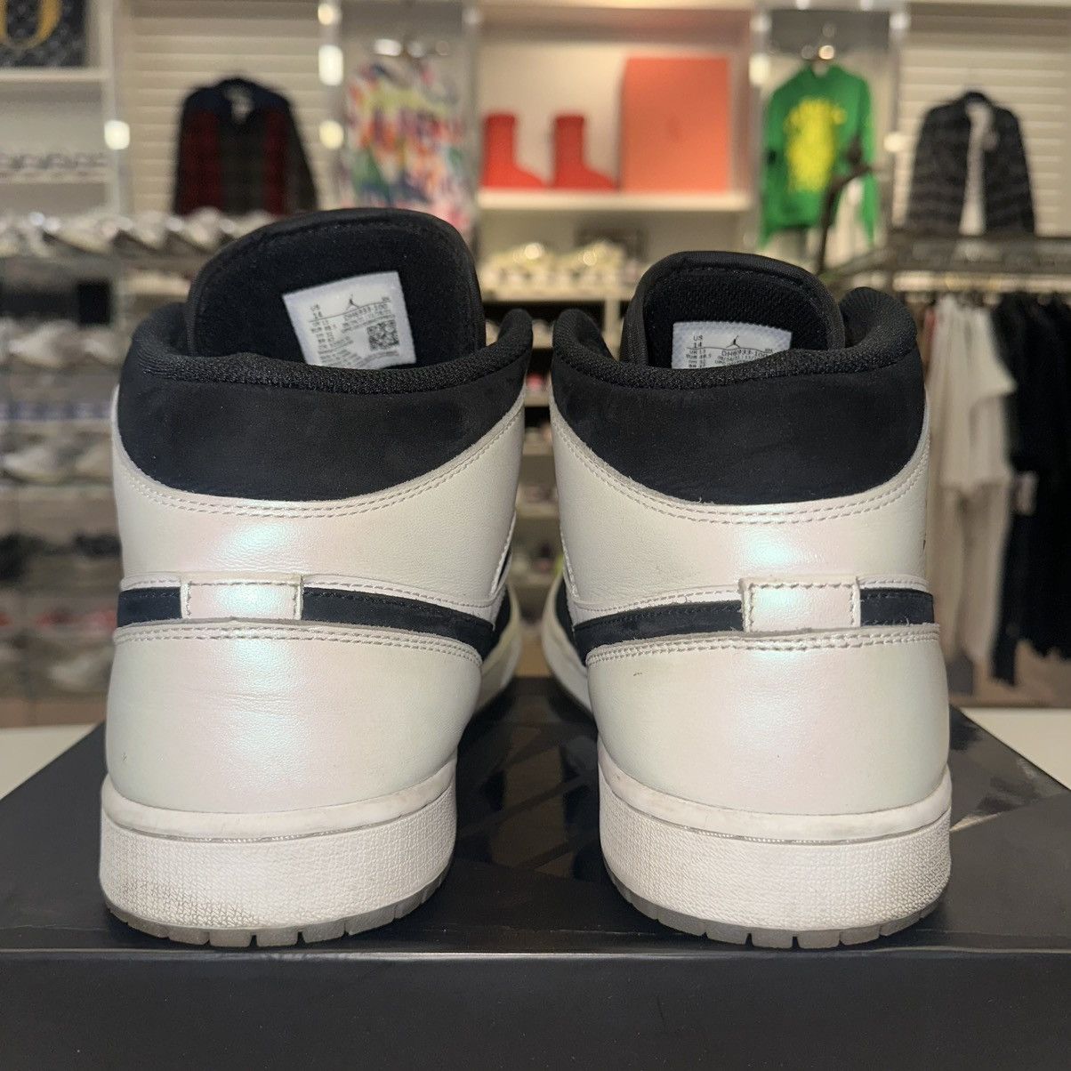 Jordan Brand × Nike Size 14 - Nike Air Jordan 1 Mid SE Diamond (DH6933-100) Size US 14 / EU 47 - 4 Thumbnail