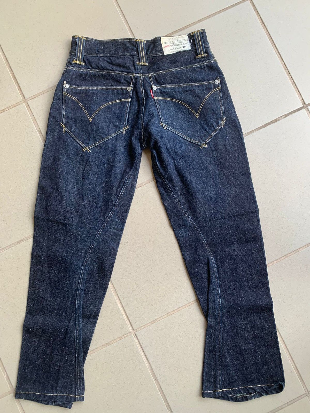 Levi's Vintage Clothing Vintage Levi’s Engineered Jeans 00062/703 June 9 1999 26x32 Size US 26 / EU 42 - 1 Thumbnail