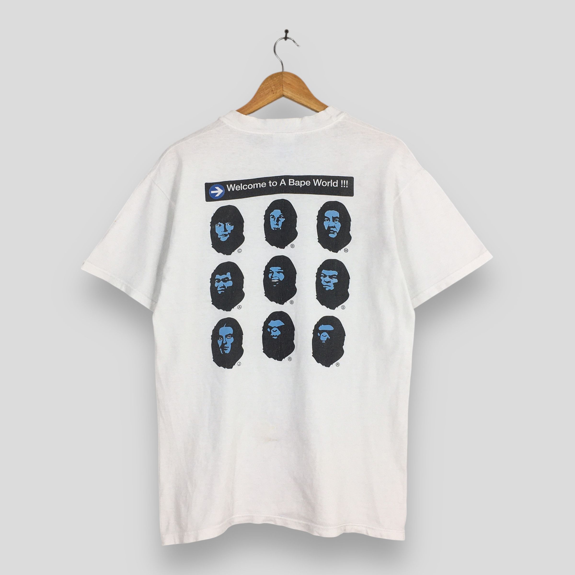 トップス 90s A BATHING APE WORLDWIDE BAPE HEADS T Bape BAPE heads show 1999 T-shirt | Grailed