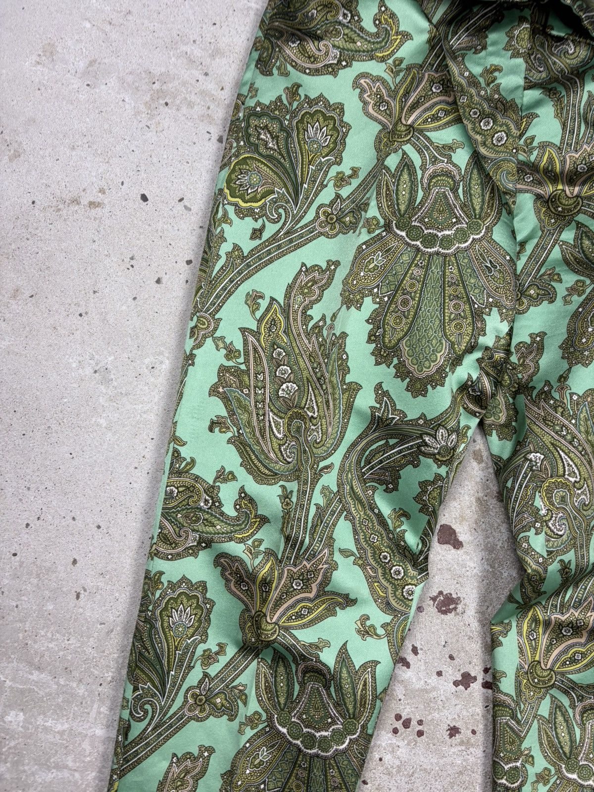 Dolce & Gabbana SS2000 Dolce & Gabbana Paisley Print Silk Set Pants + Shirt Size 30" / US 8 / IT 44 - 17 Thumbnail