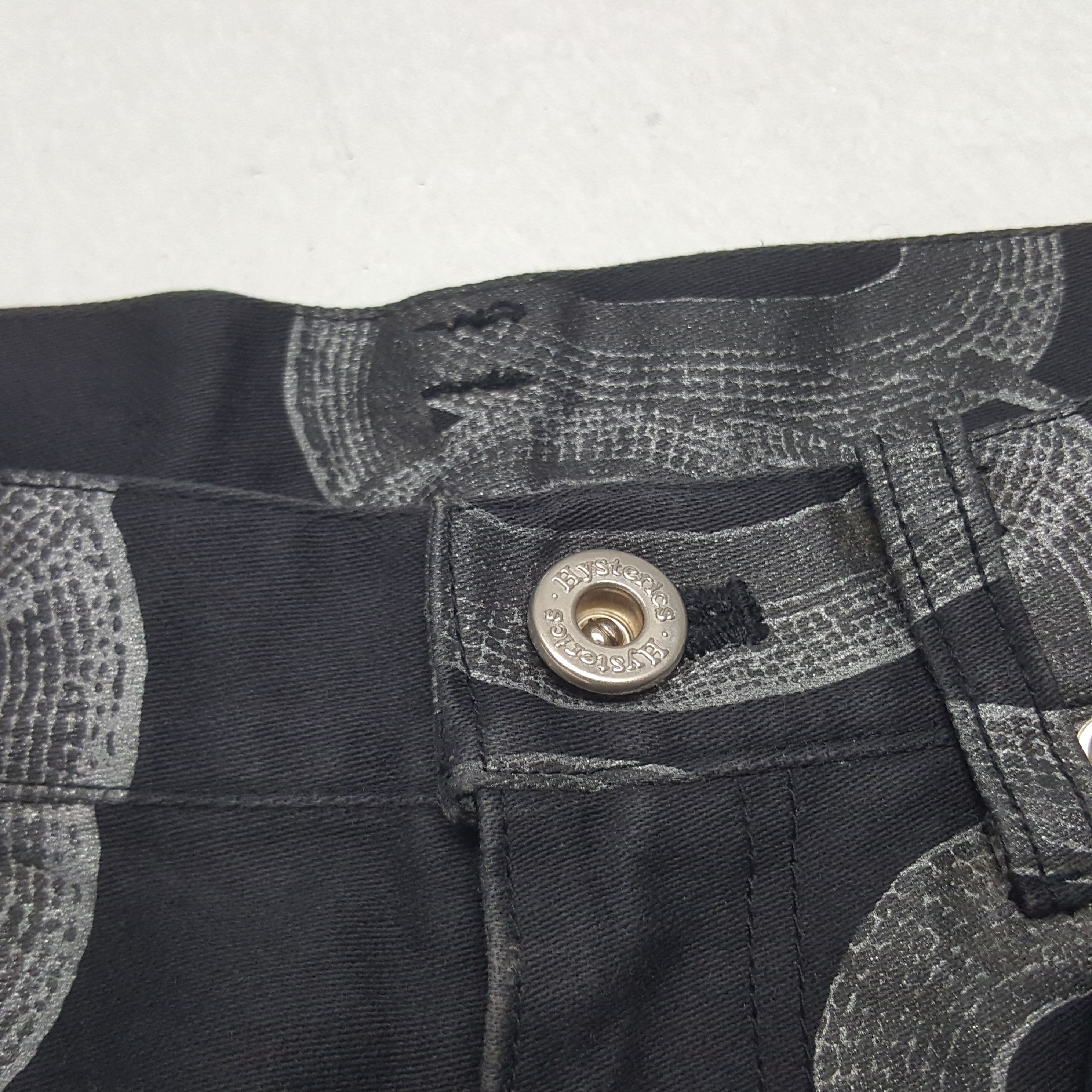 Hysteric Glamour × Japanese Brand × Vintage Vintage Hysteric Glamour Snakes Denim Rare Jeans Size 25" / US 0 / IT 36 - 13 Thumbnail