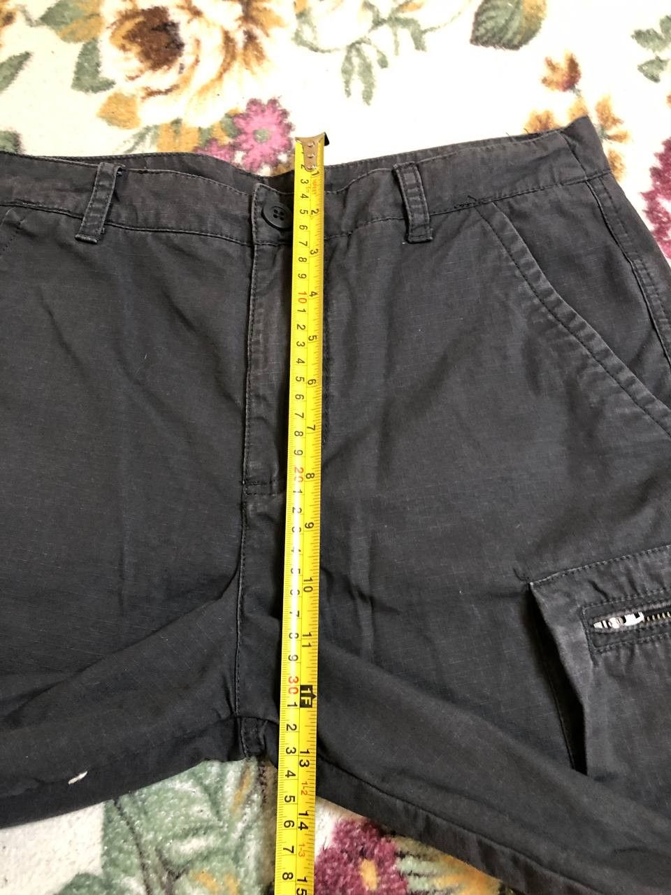 Nike Nike Men's Shorts Navy Size 30 Cargo Zipper Pockets Logo Size US 30 / EU 46 - 11 Thumbnail