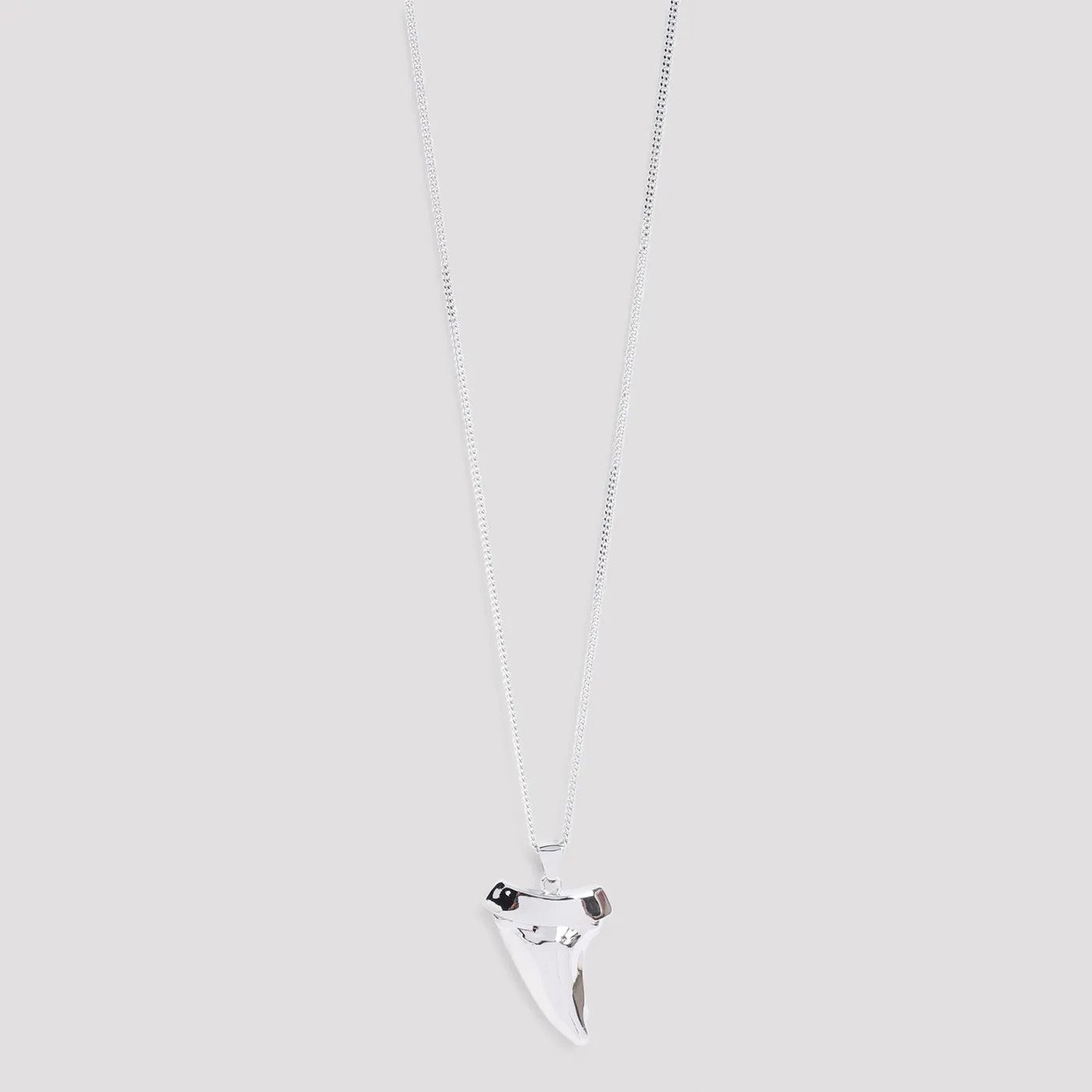 Saint Laurent Paris o1bcso1str0226 Size:M/Shark Tooth Necklace in Silver Size ONE SIZE - 1 Thumbnail