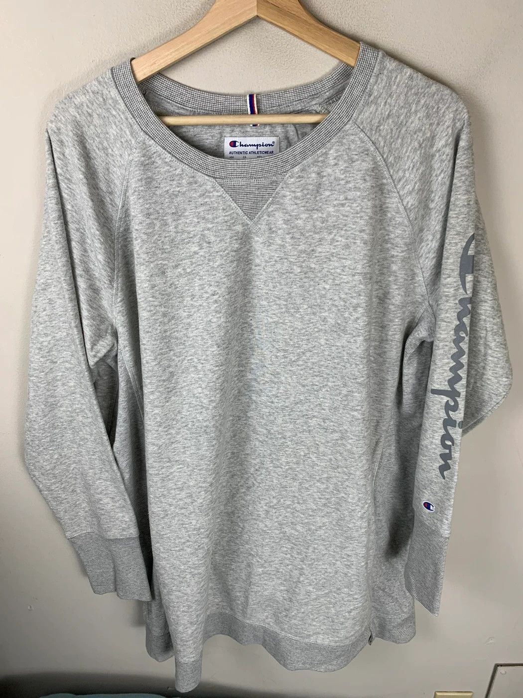 Champion × Vintage Vintage Crewneck Champion Sleeve Script Logo Crewneck Size US L / EU 52-54 / 3 - 1 Thumbnail
