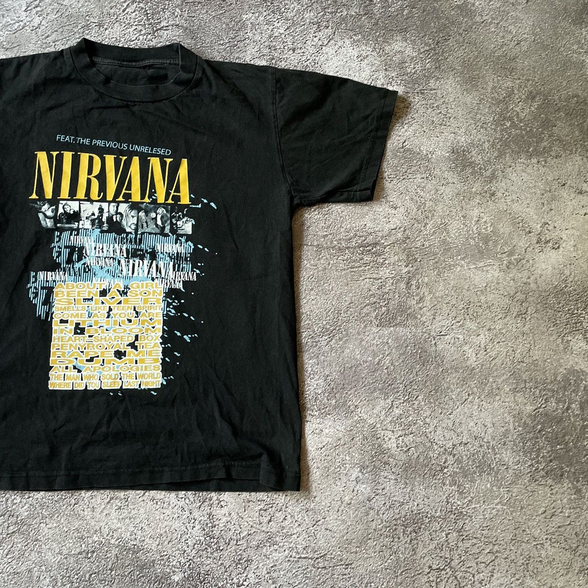 Vintage Vintage 90s Nirvana Graphic Tee Sun Faded Grunge Baggy M Size US M / EU 48-50 / 2 - 2 Thumbnail