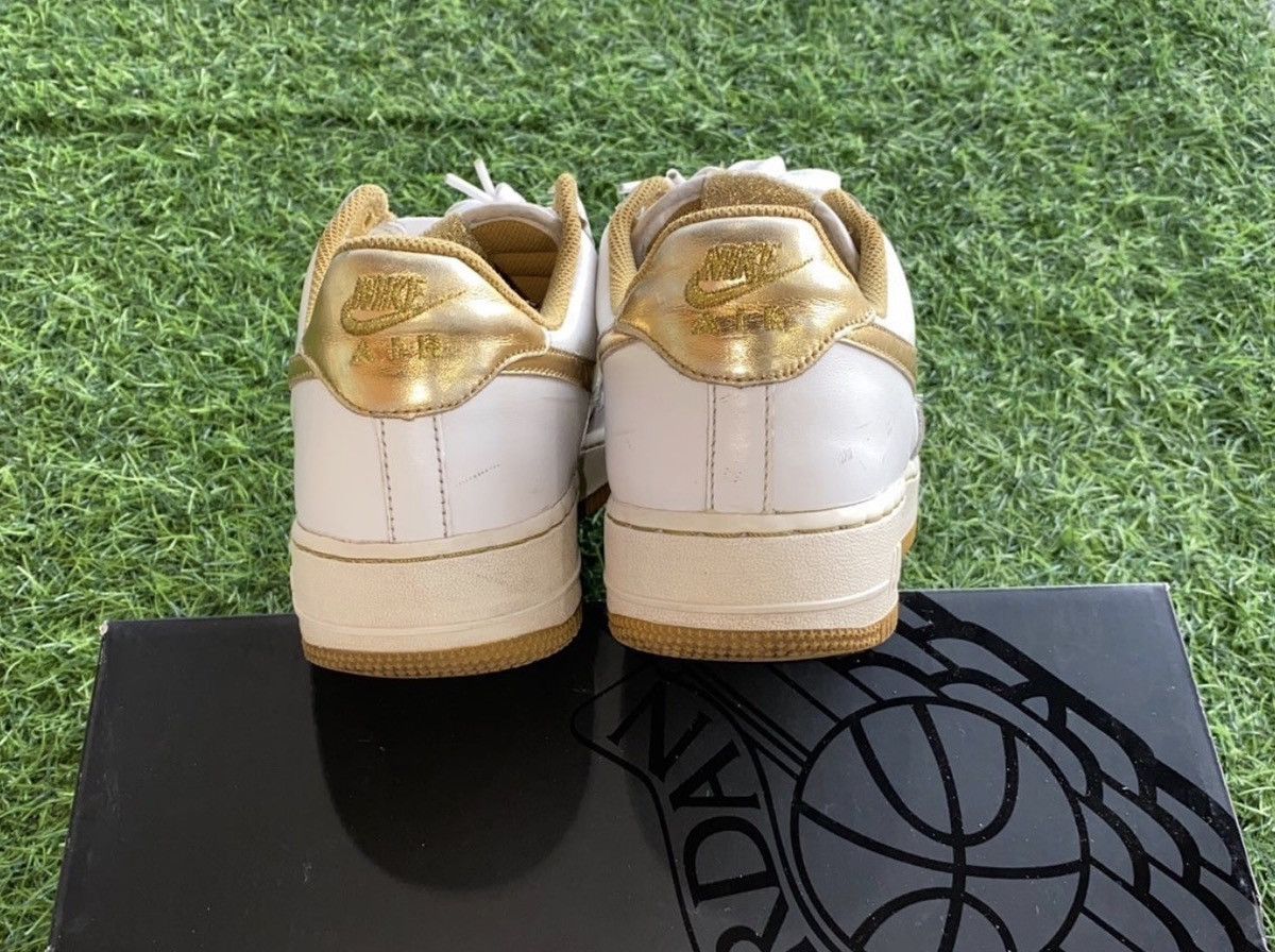 Nike Nike Airforces 1 Wmns 2010 released No Box no insoles Size US 9.5 / EU 42-43 - 5 Thumbnail