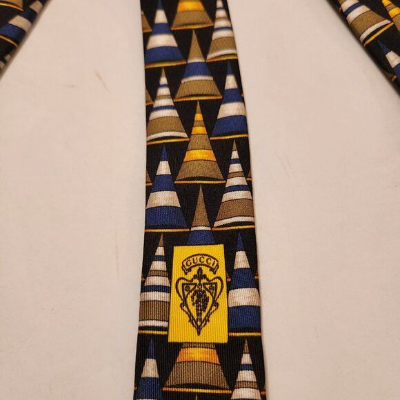 Gucci Gucci men's new black 100%silk tie 3 1/2" X 59" Size ONE SIZE - 5 Thumbnail