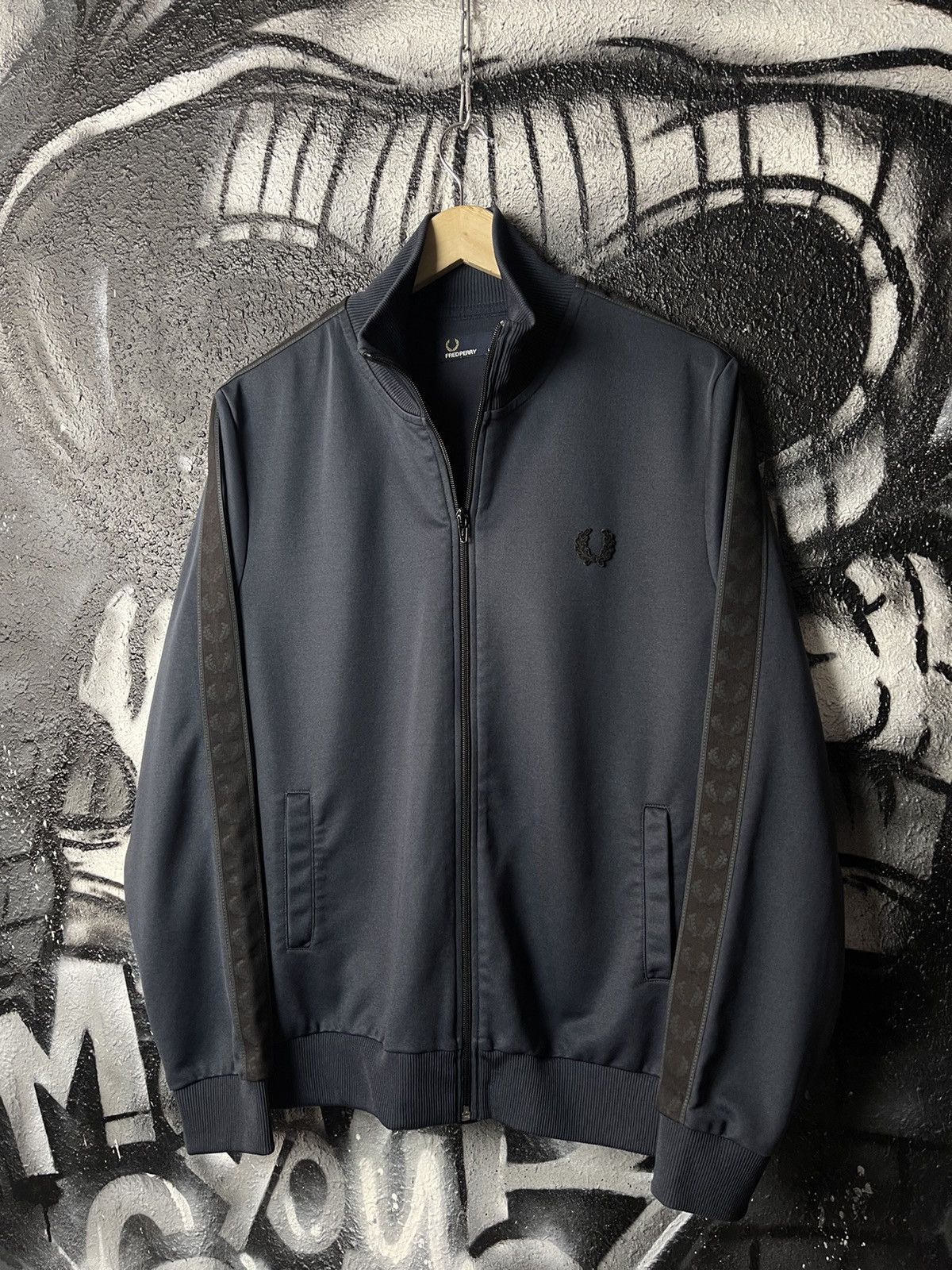 新品 Stussy × Fred Perry Track Jacket Lサイズ Fred Perry × Stussy fred perry x stussy tape track jacket rare zip