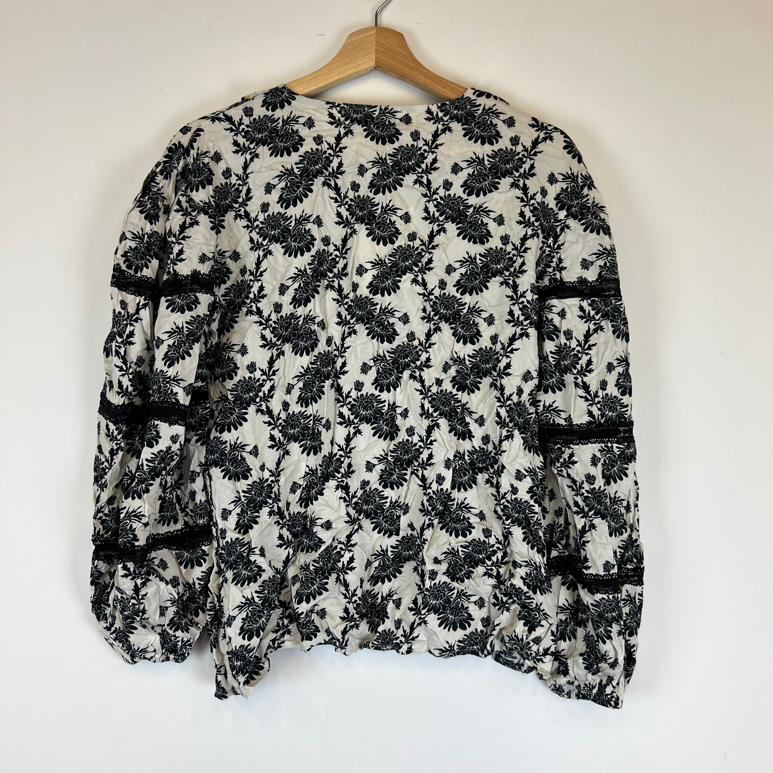 Carolina K NEW Carolina K Carmella Button Front Long Size M / US 6-8 / IT 42-44 - 4 Thumbnail